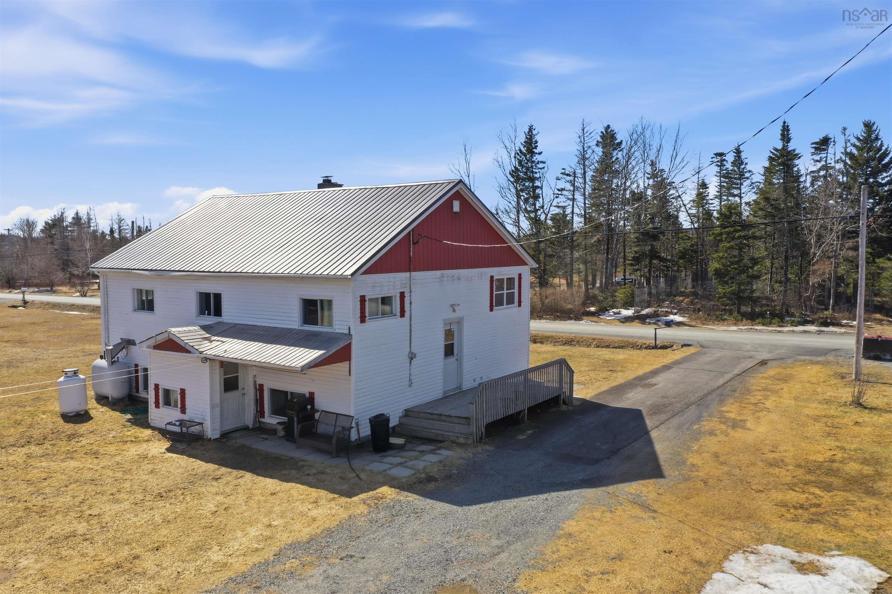 $324,900.00: 276 Malay Falls Lochaber Mines Road, Malay Falls