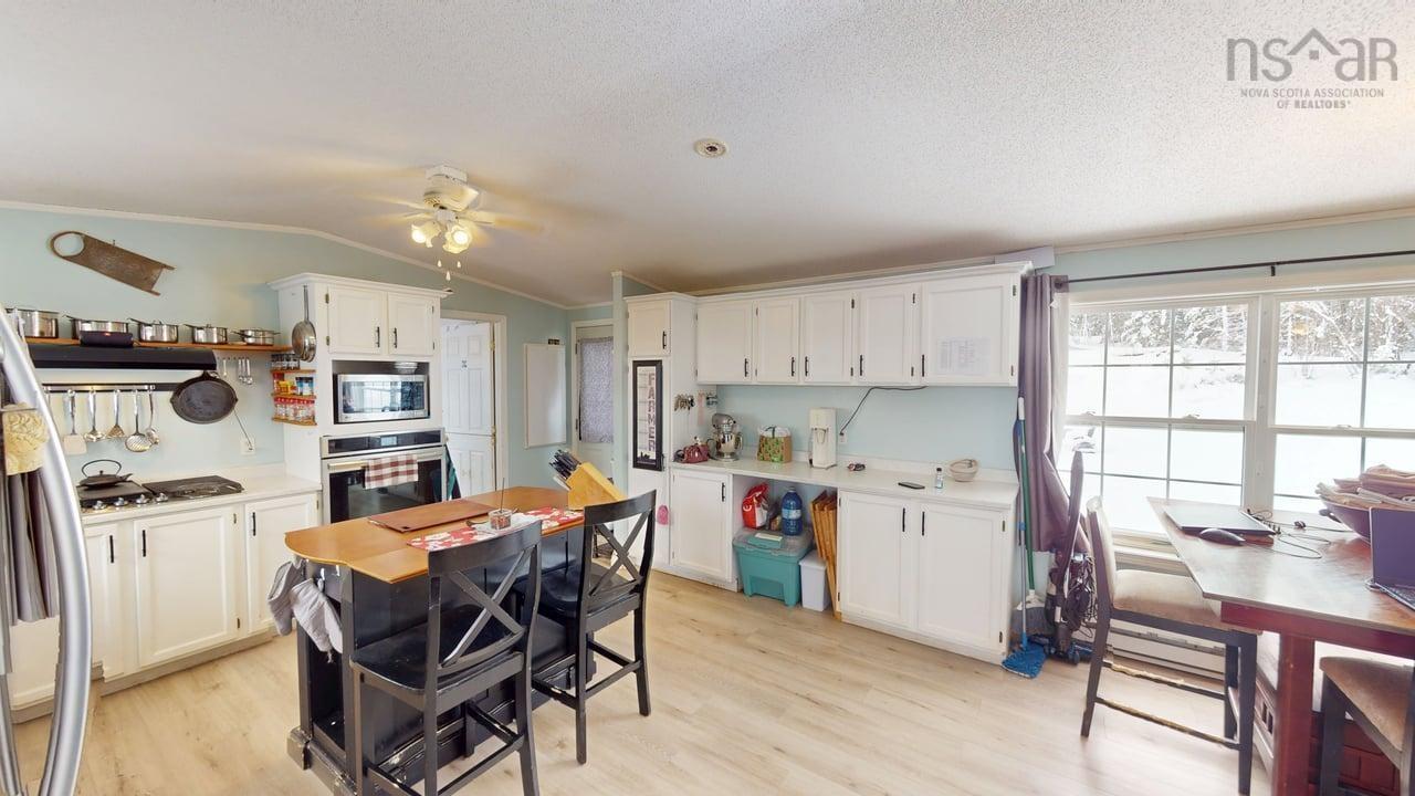 $378,000.00: 2393 NS-337, Antigonish Harbour