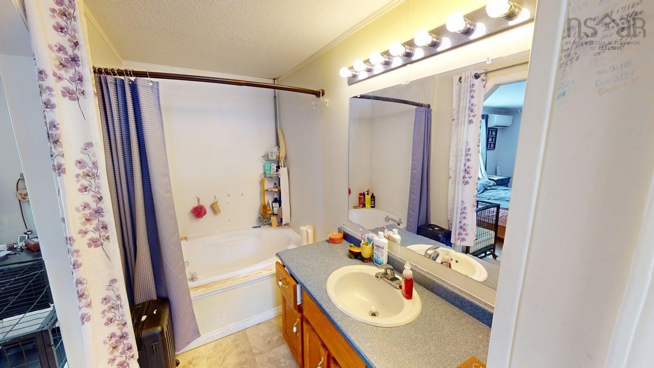 $378,000.00: 2393 NS-337, Antigonish Harbour