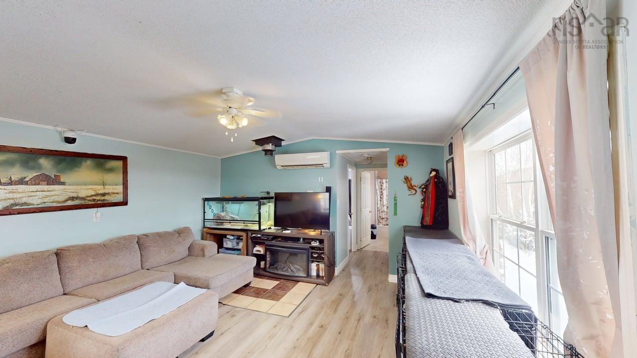 $378,000.00: 2393 NS-337, Antigonish Harbour