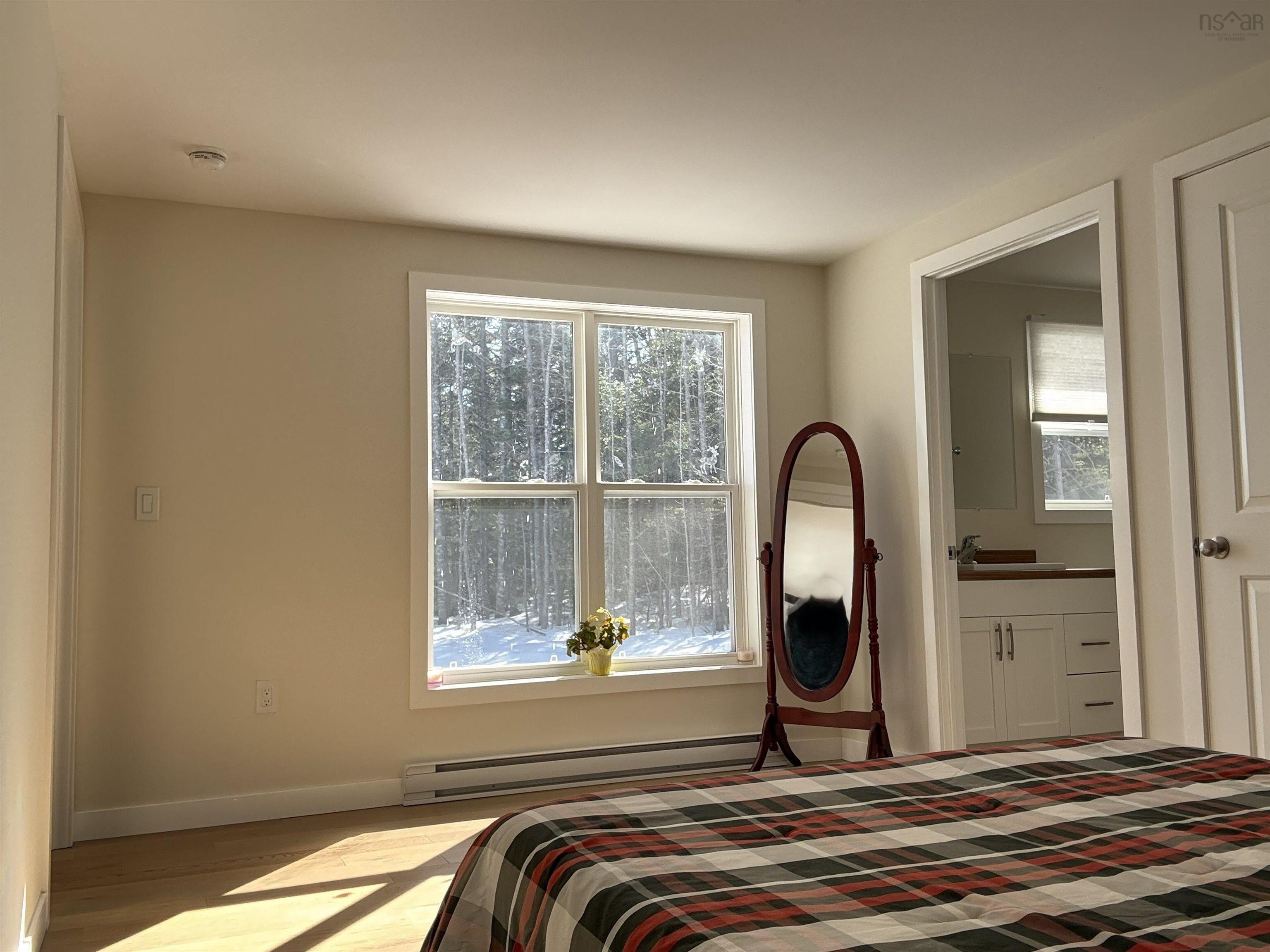 $389,000.00: 58 Golden Shore Lane, West Bay Marshes