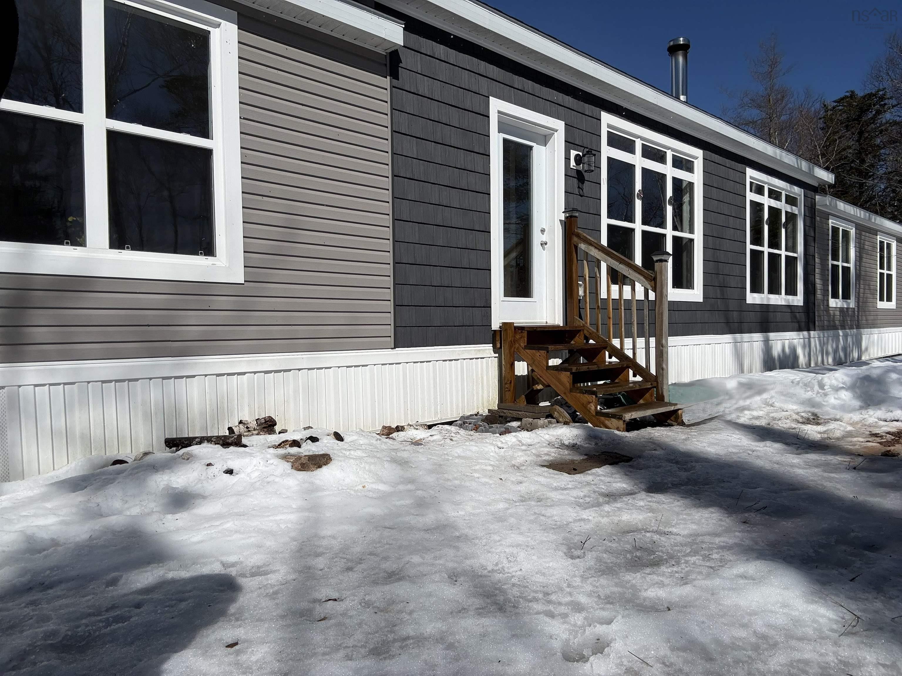 $389,000.00: 58 Golden Shore Lane, West Bay Marshes