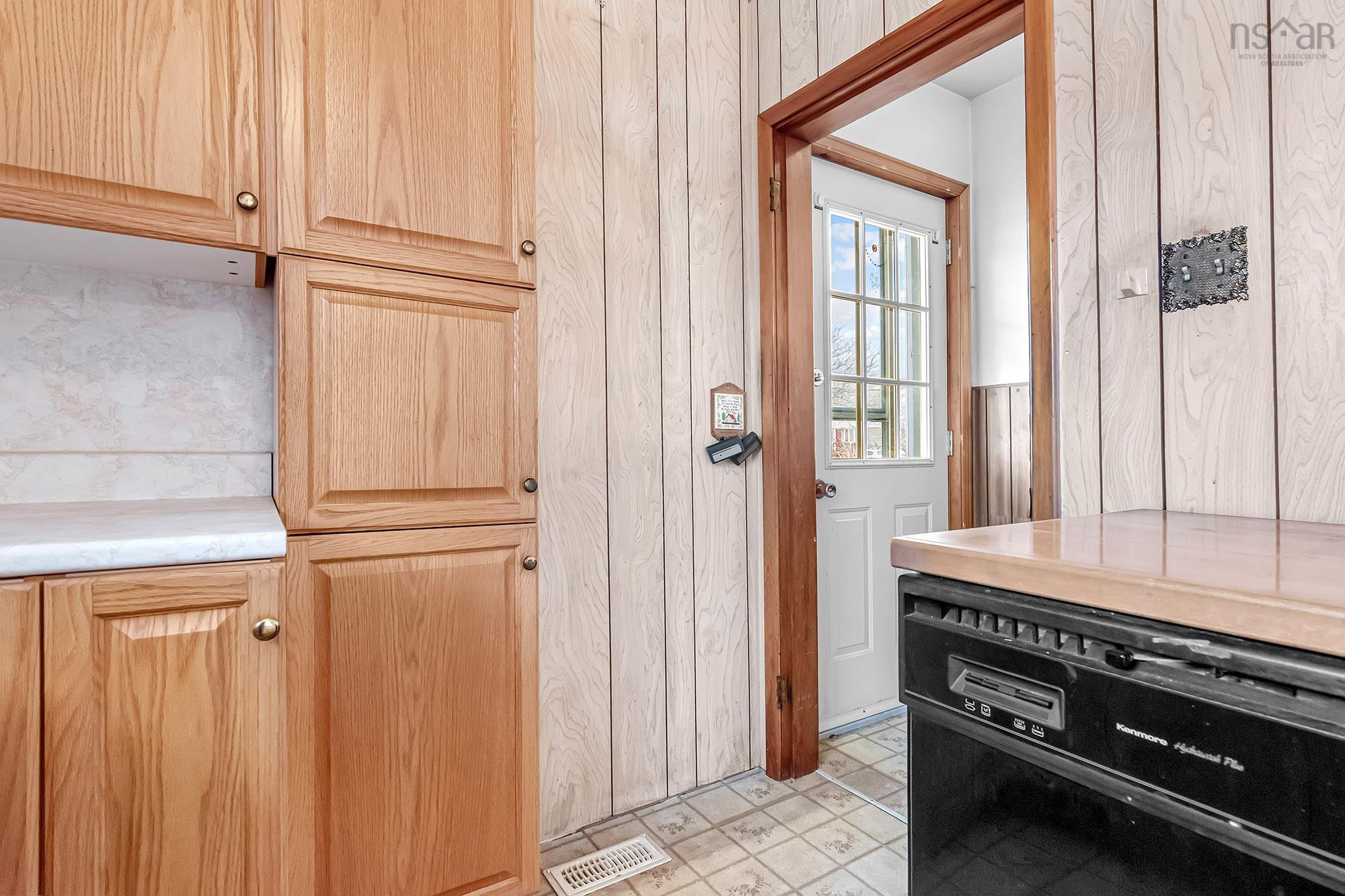 15 Virginia Avenue, Dartmouth, NS (MLS 202605264)