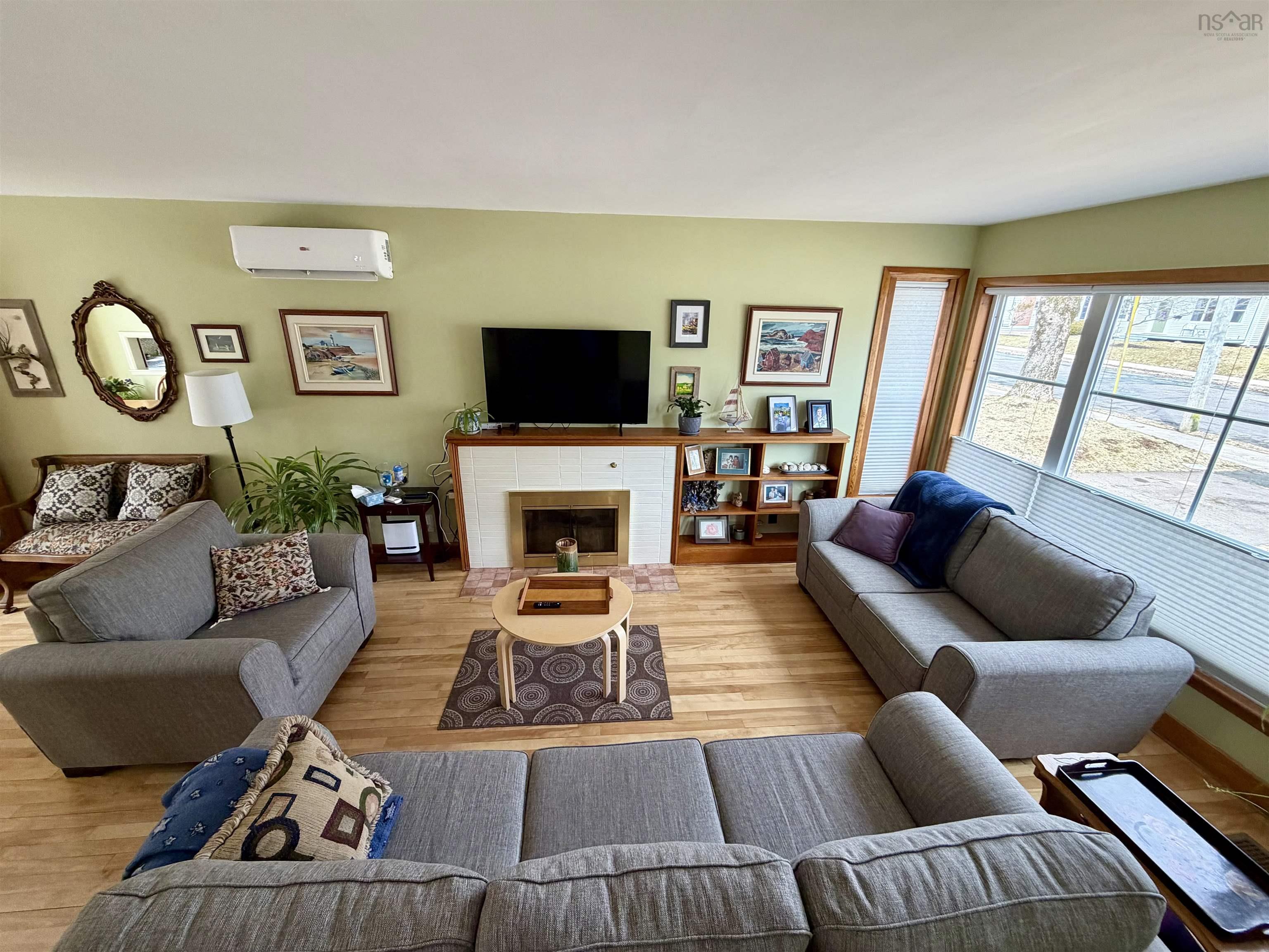 $625,000.00: 80 Roosevelt Avenue, Truro