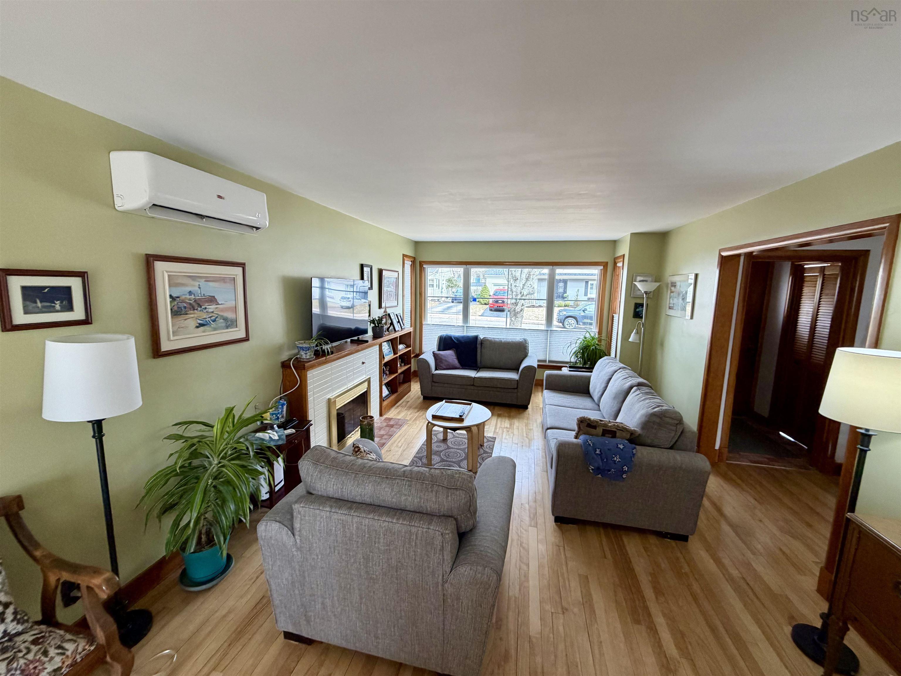 $625,000.00: 80 Roosevelt Avenue, Truro