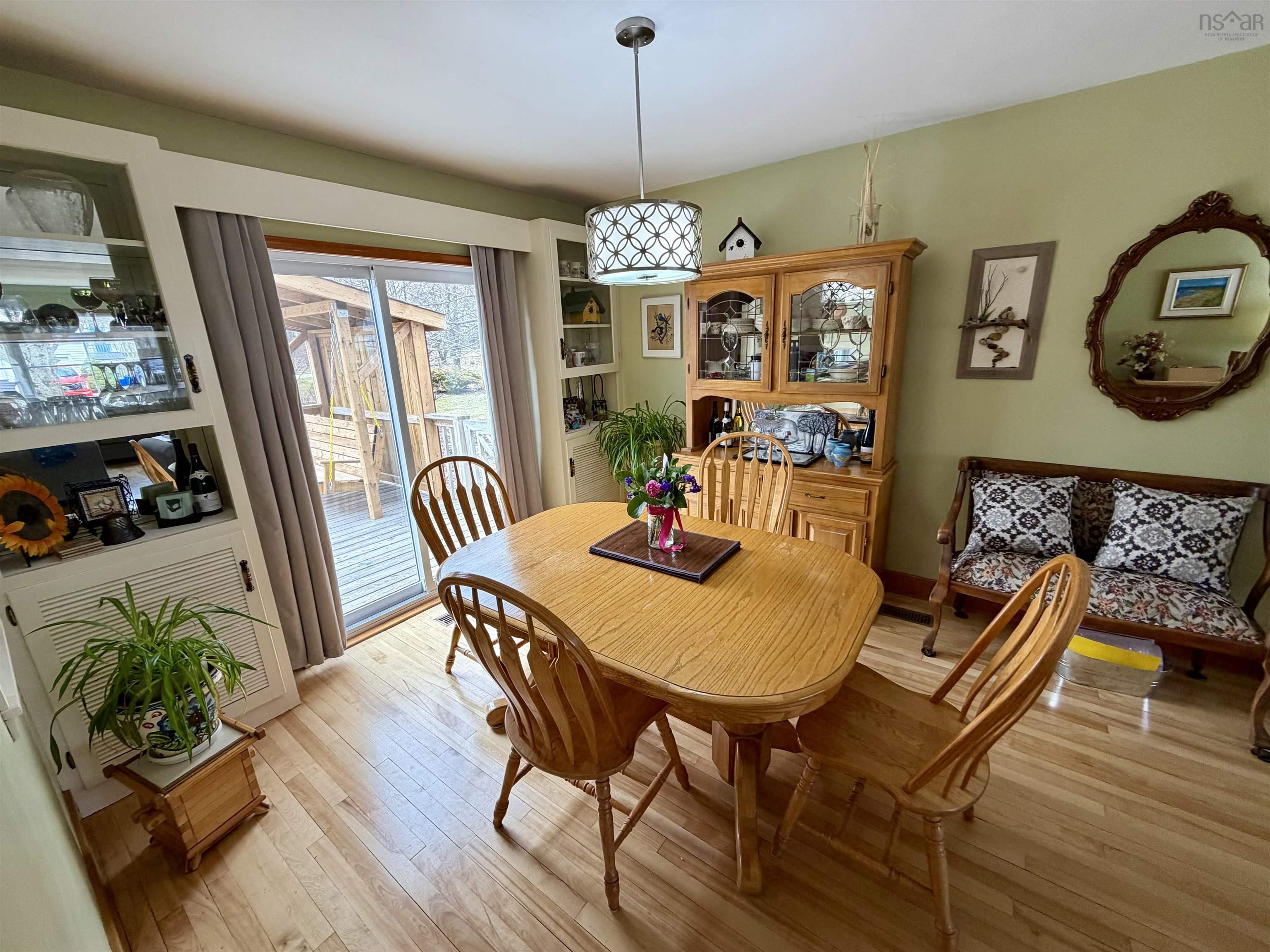$625,000.00: 80 Roosevelt Avenue, Truro
