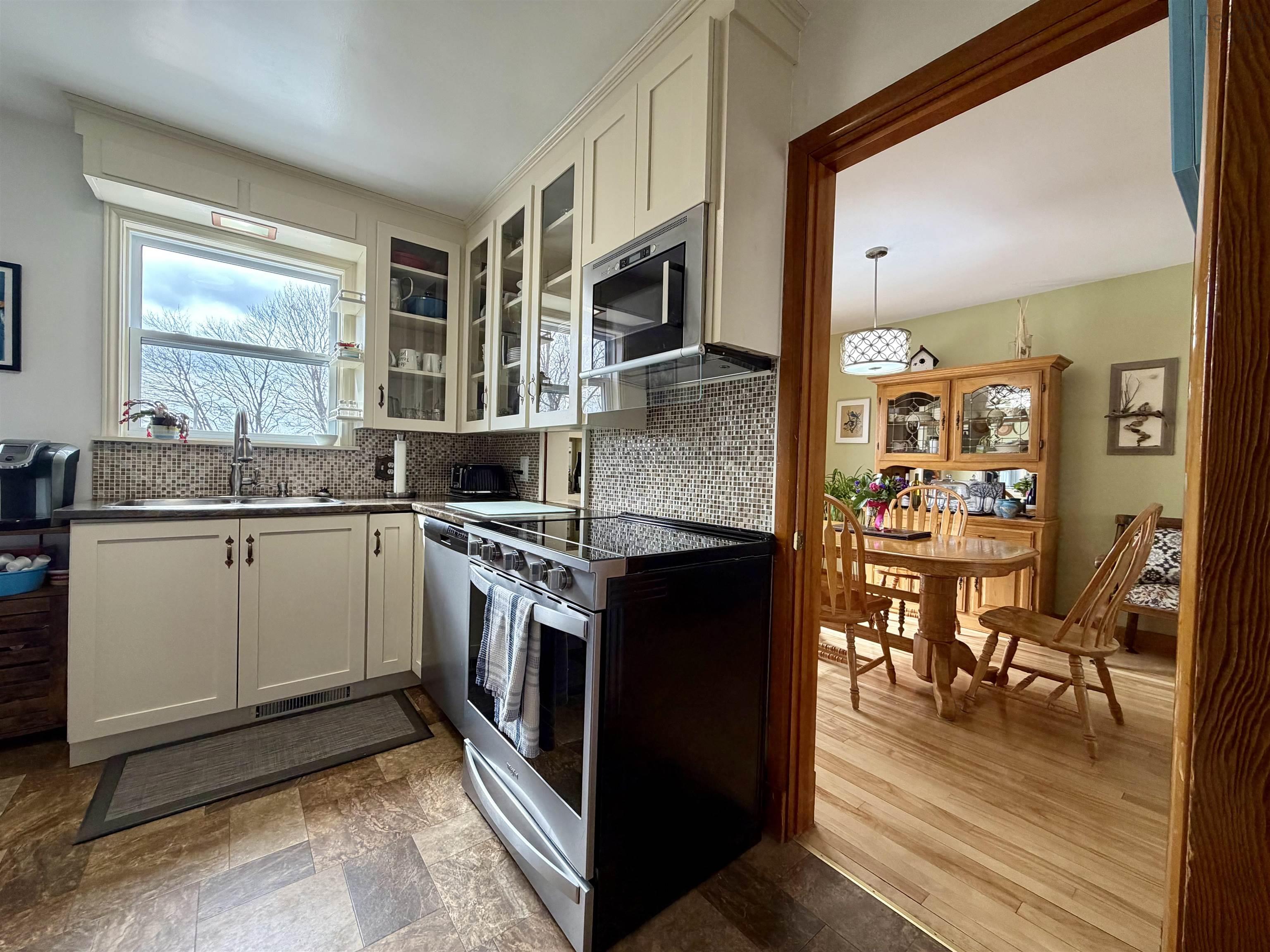 $625,000.00: 80 Roosevelt Avenue, Truro