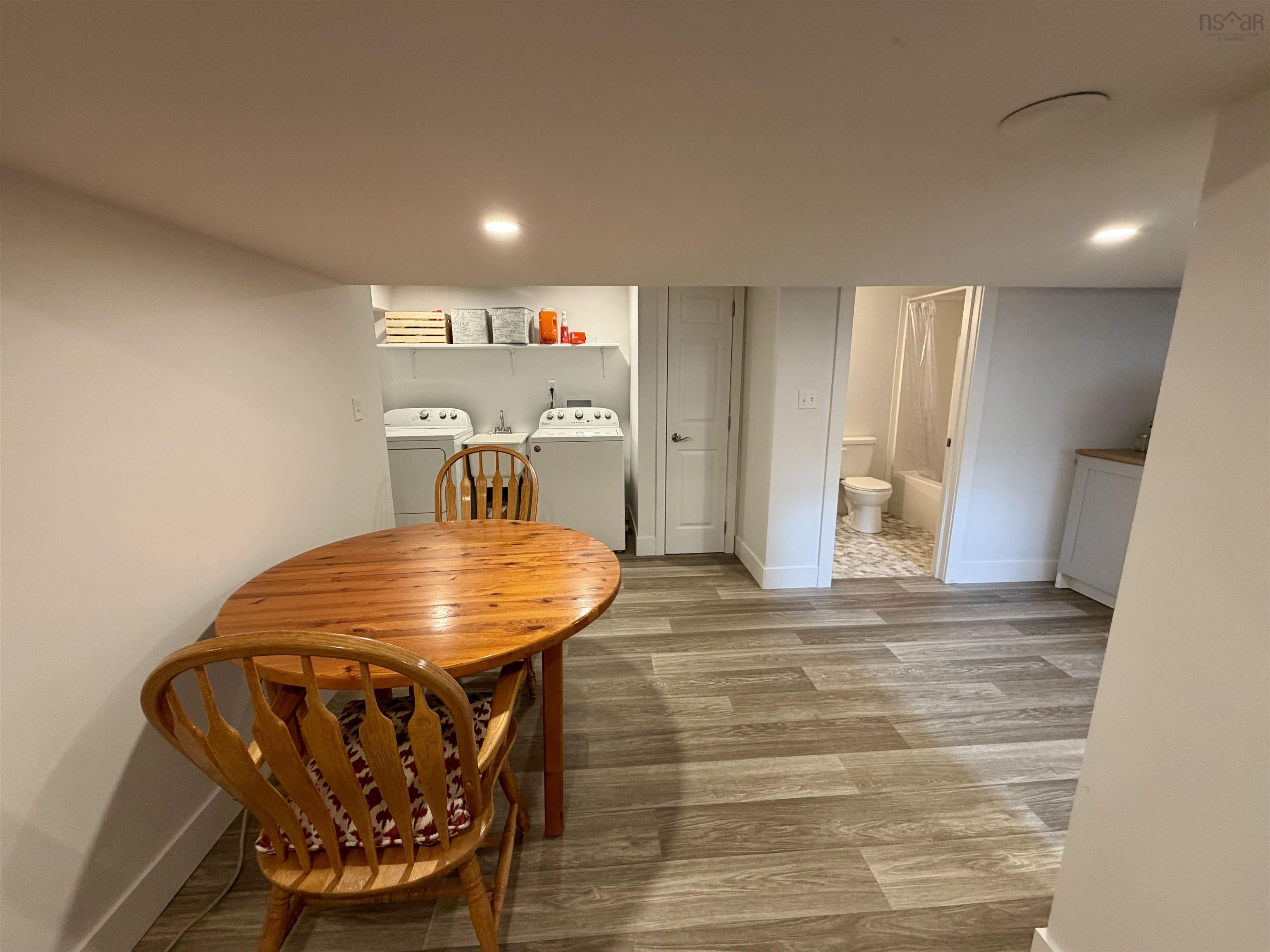 $625,000.00: 80 Roosevelt Avenue, Truro