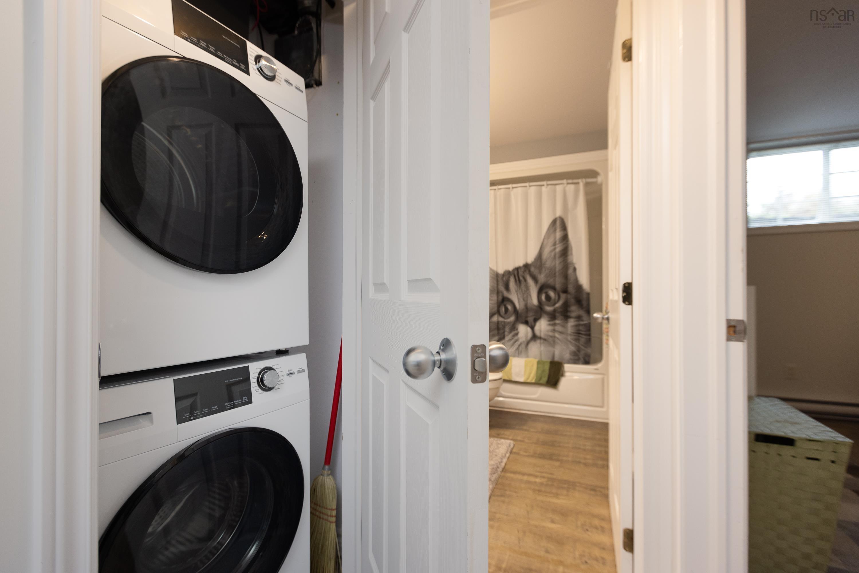 $869,900.00: 132 B&C Prince Albert Road, Dartmouth