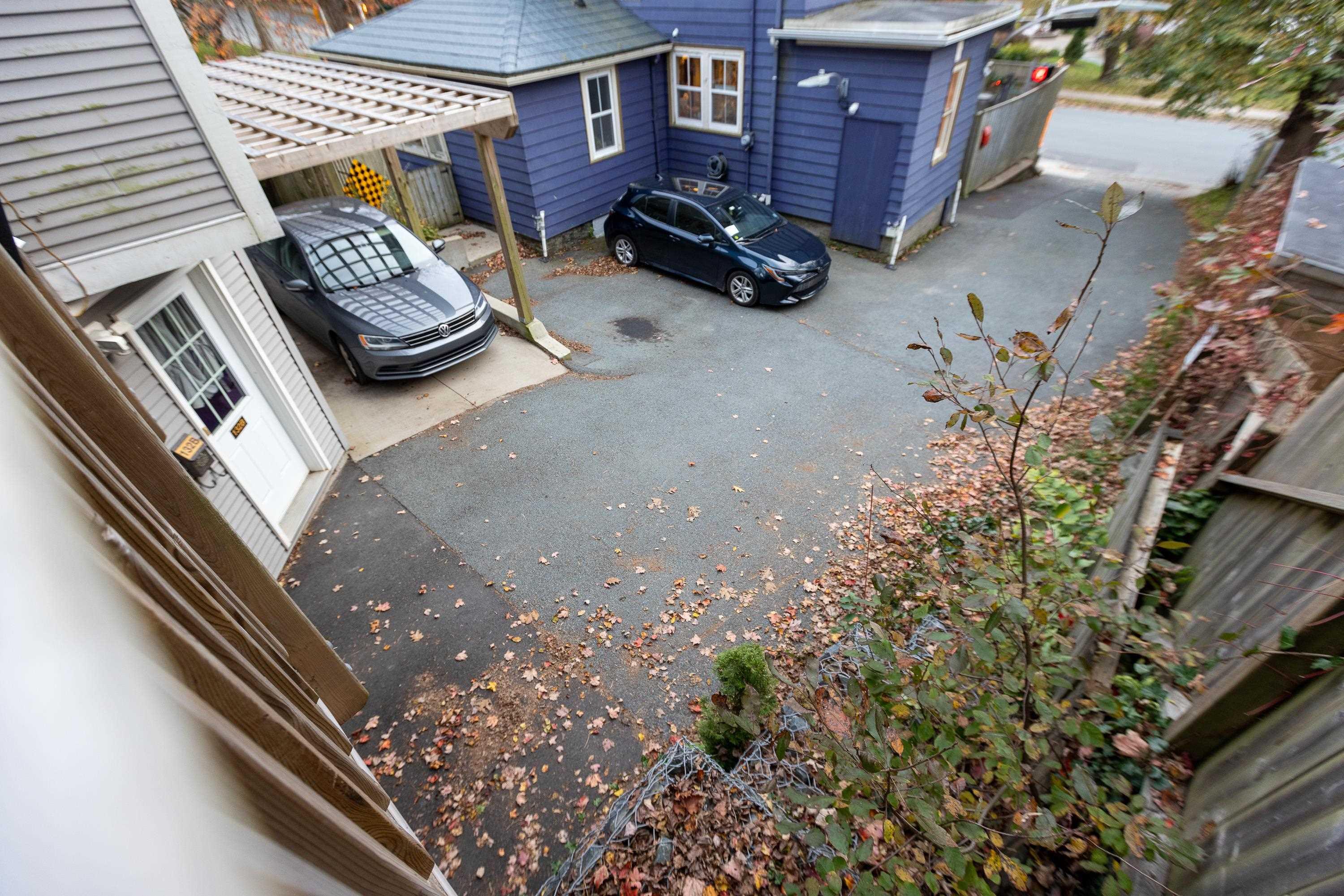 $869,900.00: 132 B&C Prince Albert Road, Dartmouth