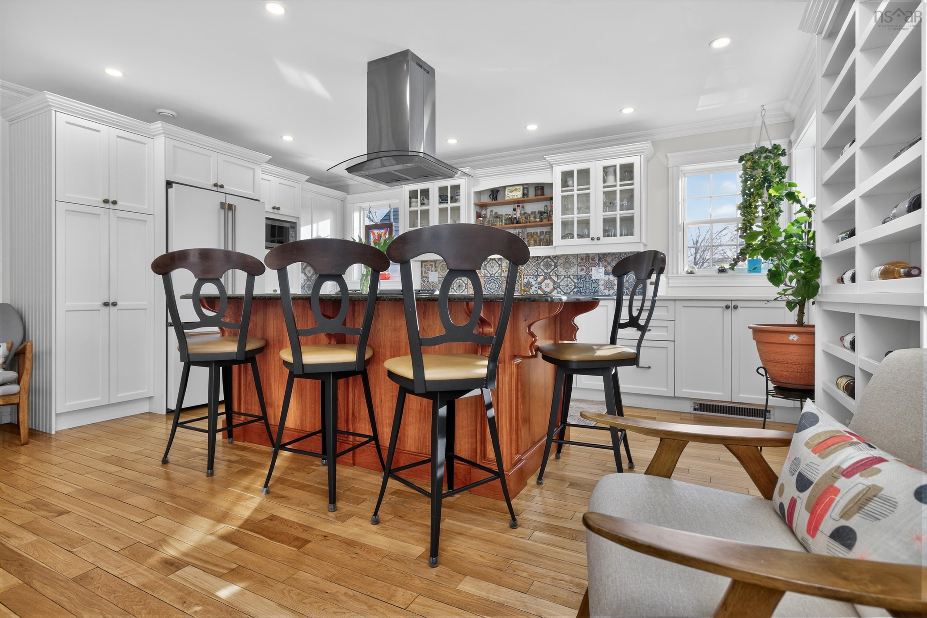 $869,900.00: 132 B&C Prince Albert Road, Dartmouth