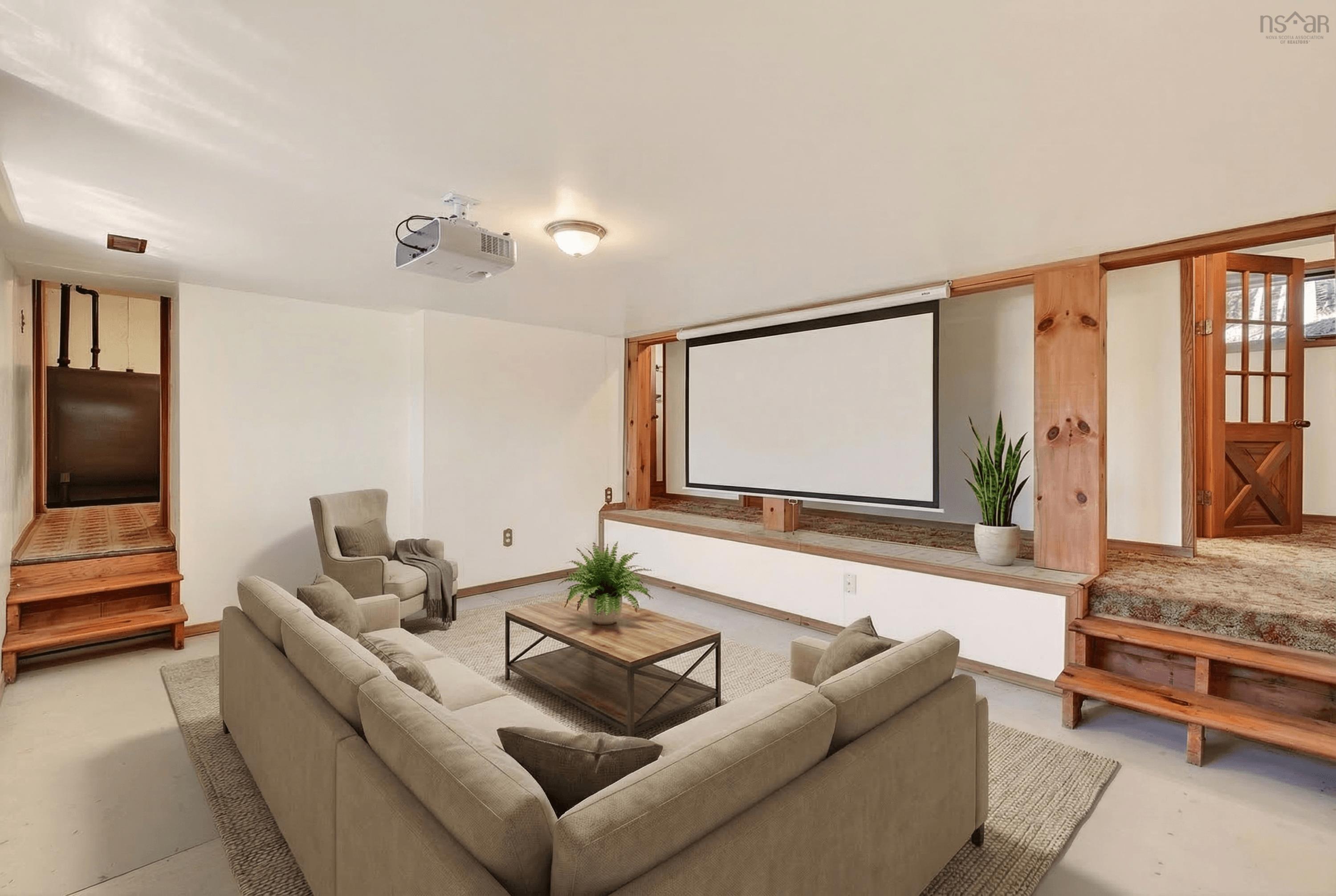 $519,000.00: 122 Windsor Drive, Stillwater Lake