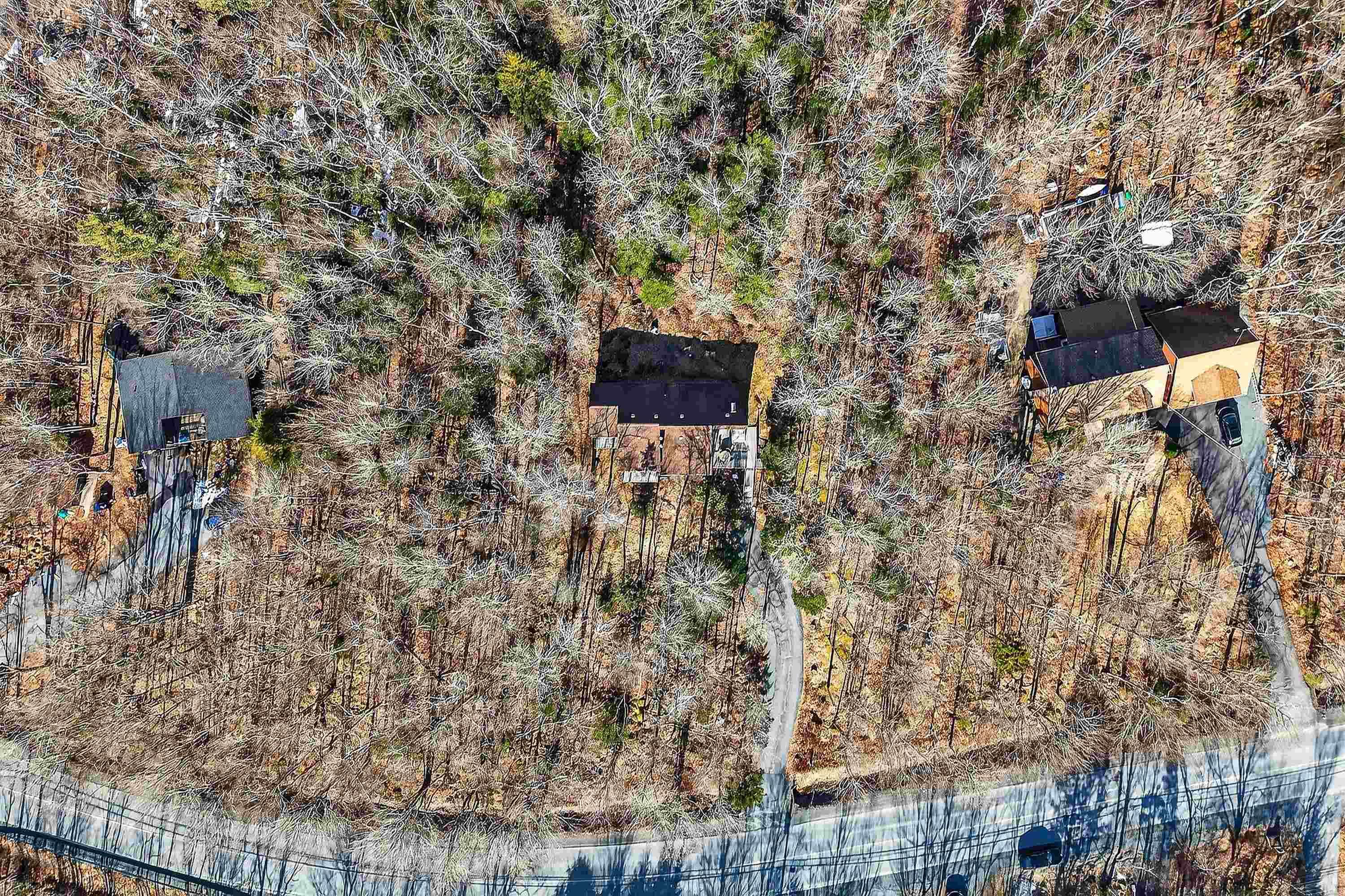 $519,000.00: 122 Windsor Drive, Stillwater Lake