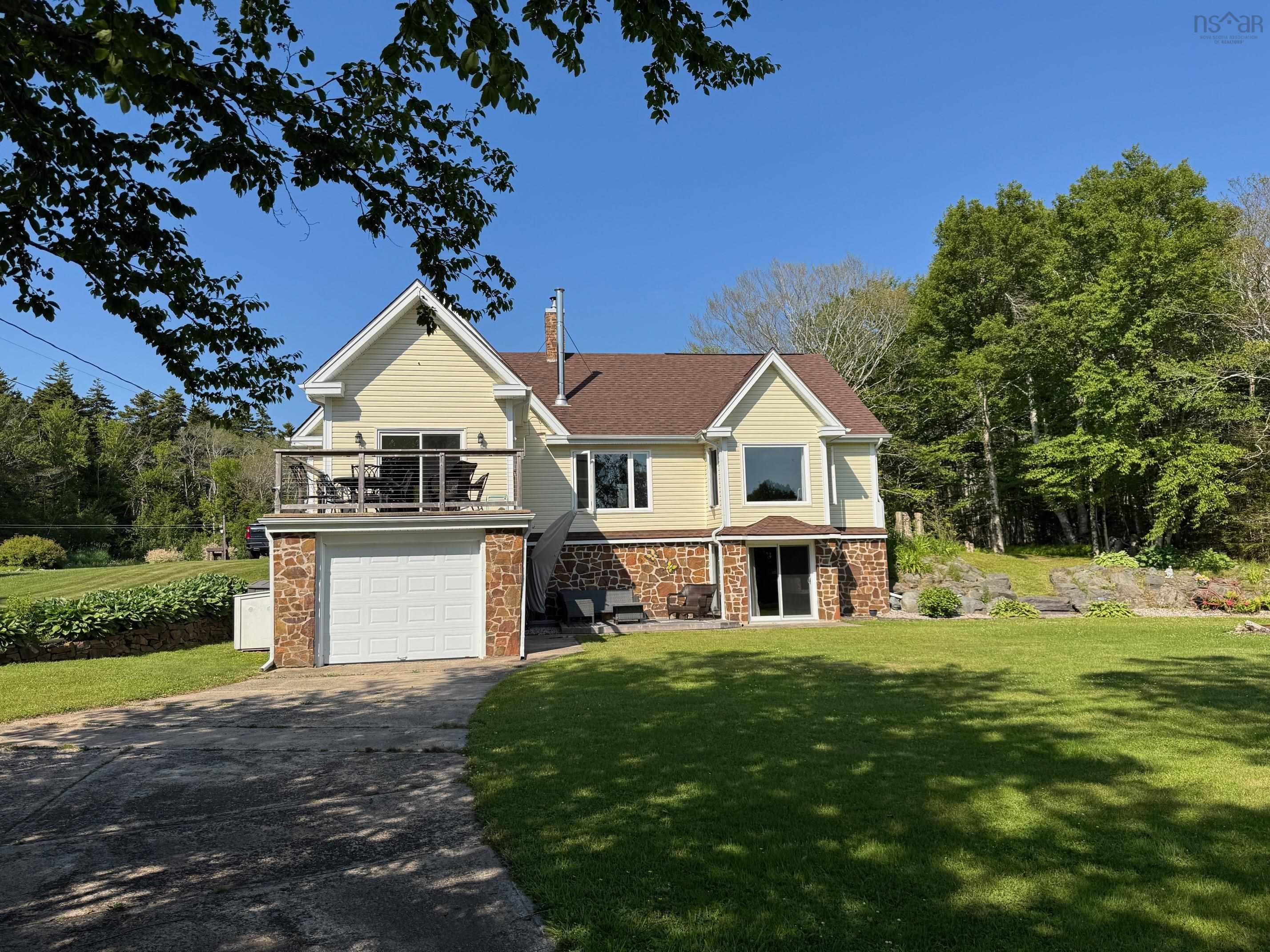 $499,900.00: 559 P F Comeau Road, Comeauville