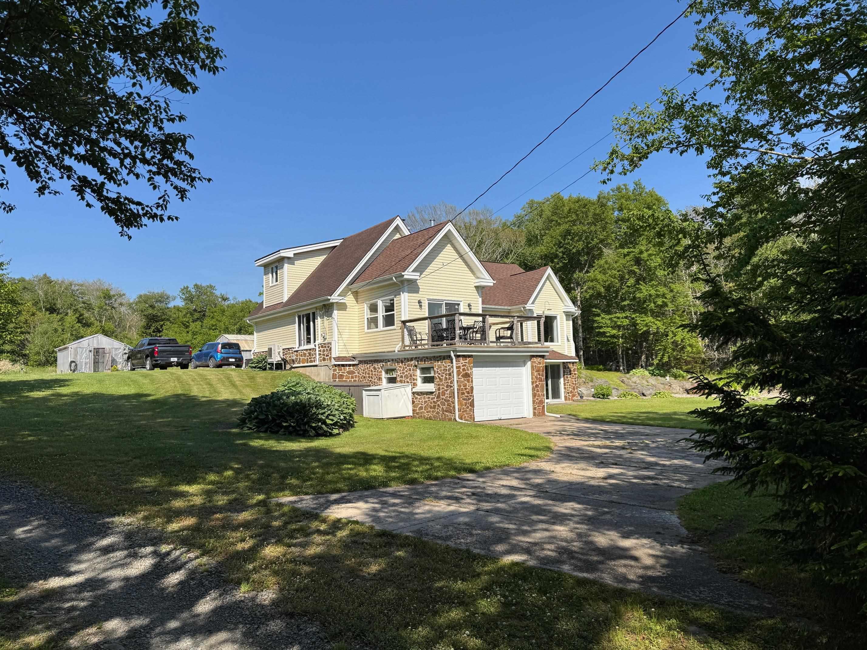 $499,900.00: 559 P F Comeau Road, Comeauville