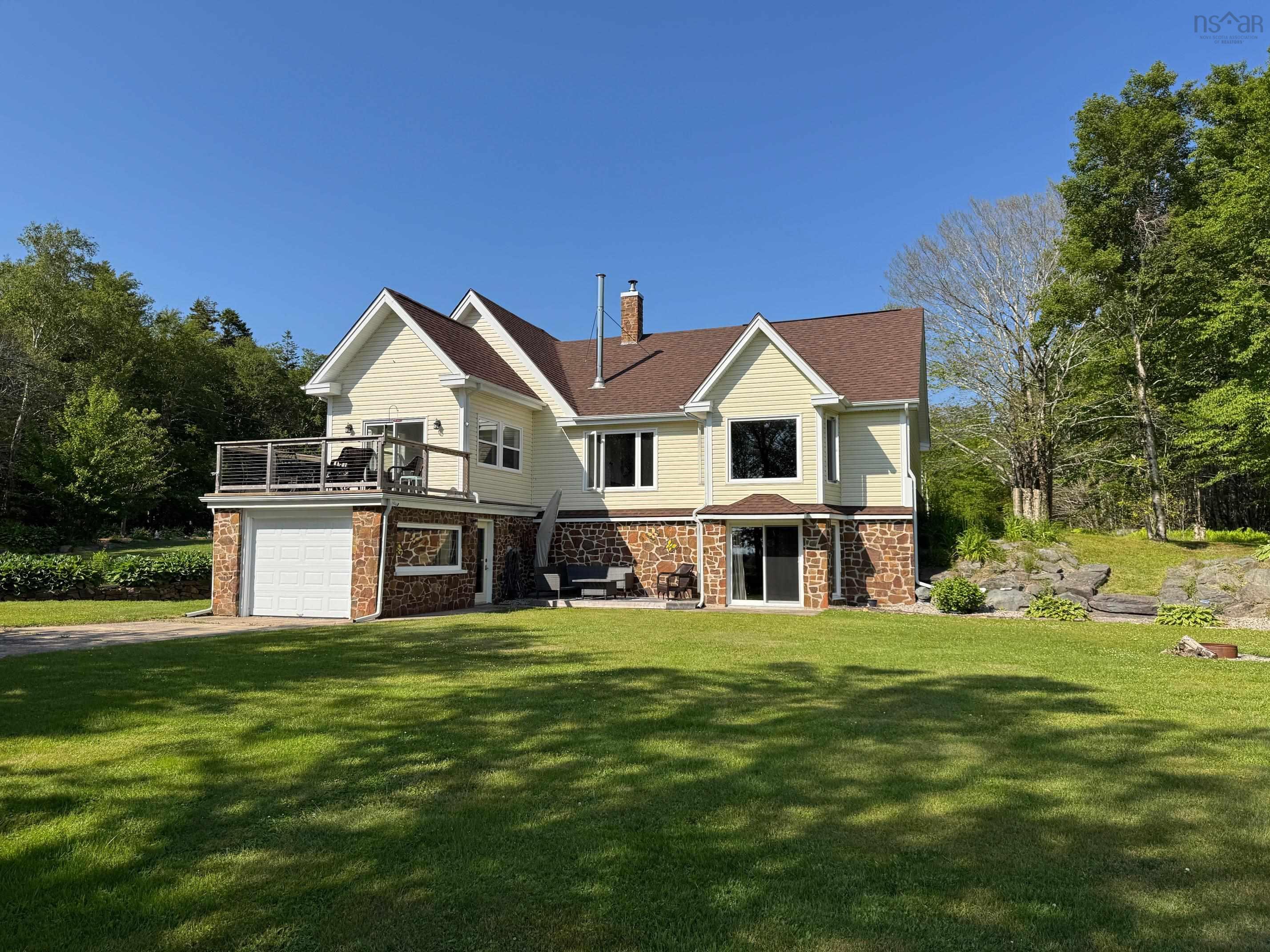 $499,900.00: 559 P F Comeau Road, Comeauville