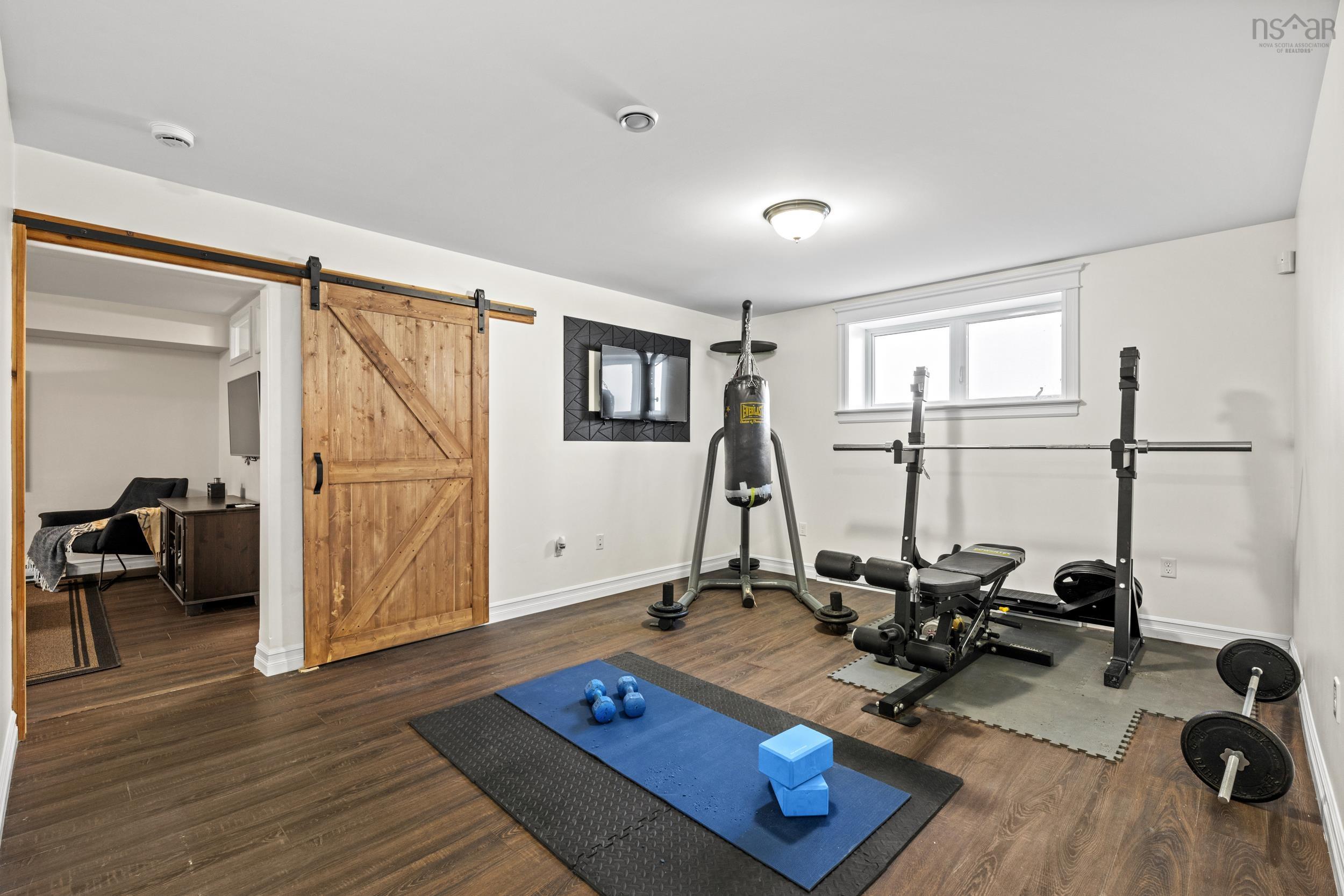 $899,900.00: 500 Paula Drive, Hammonds Plains