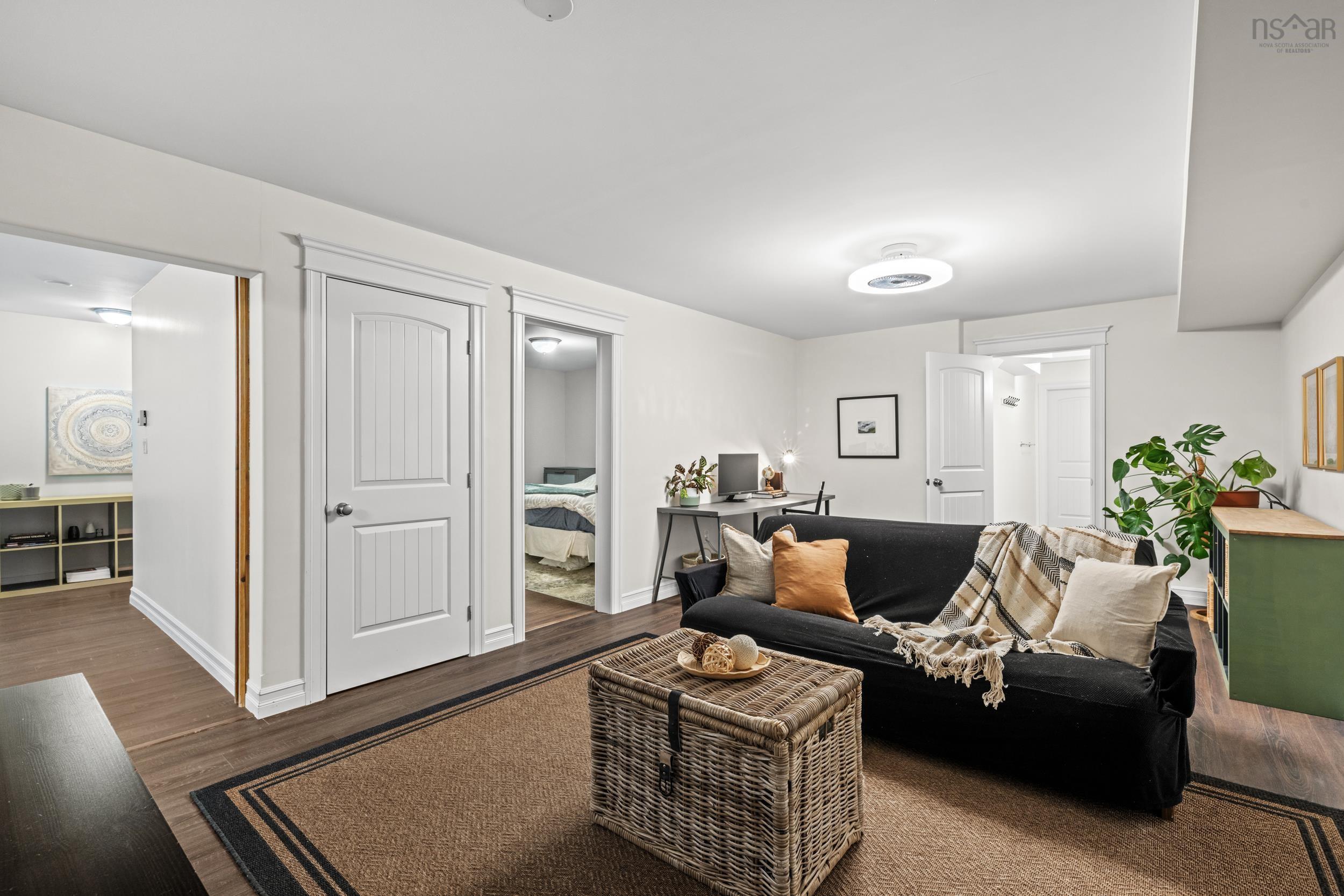 $899,900.00: 500 Paula Drive, Hammonds Plains