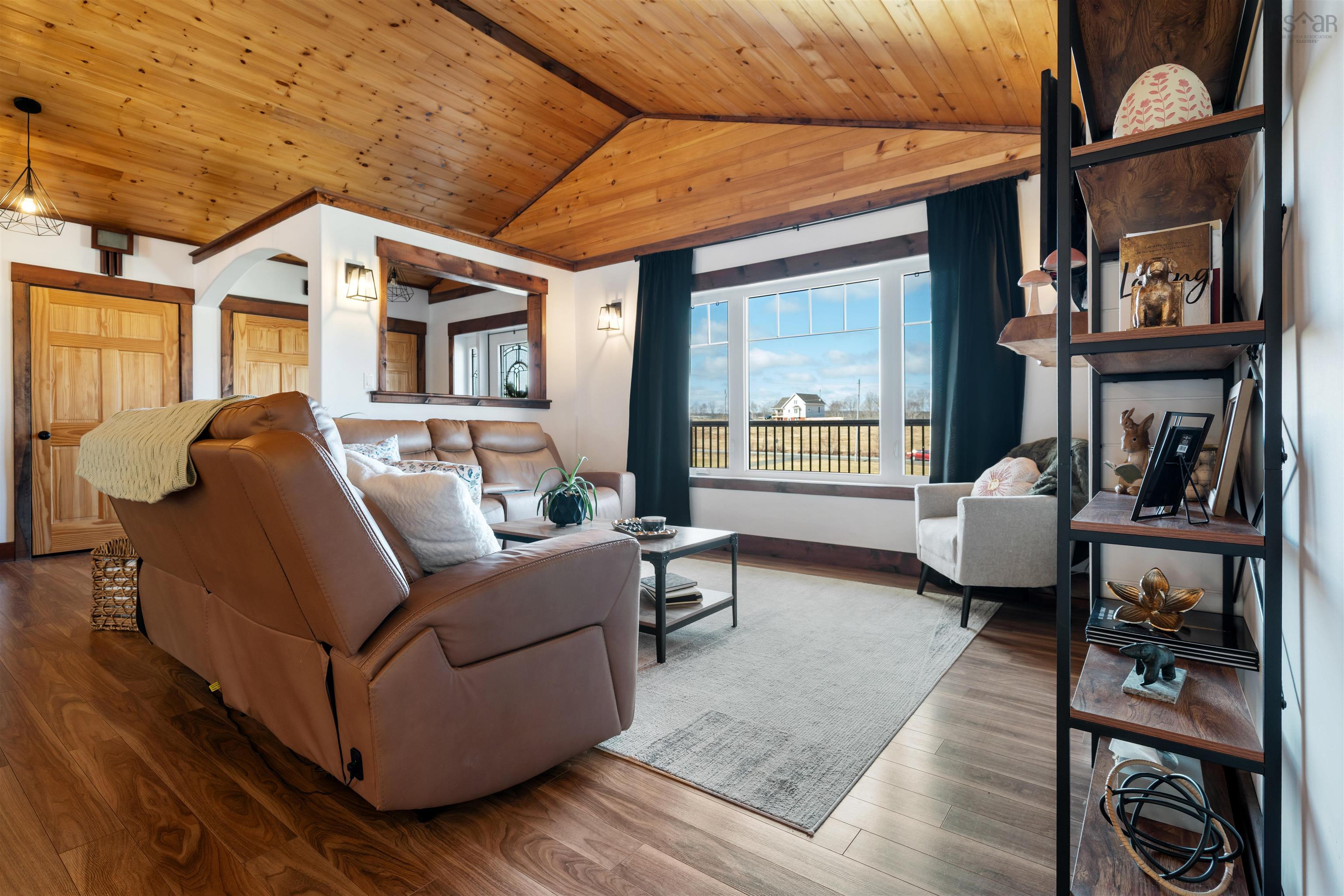 $835,000.00: 4288 Gairloch rd Road, Union Centre