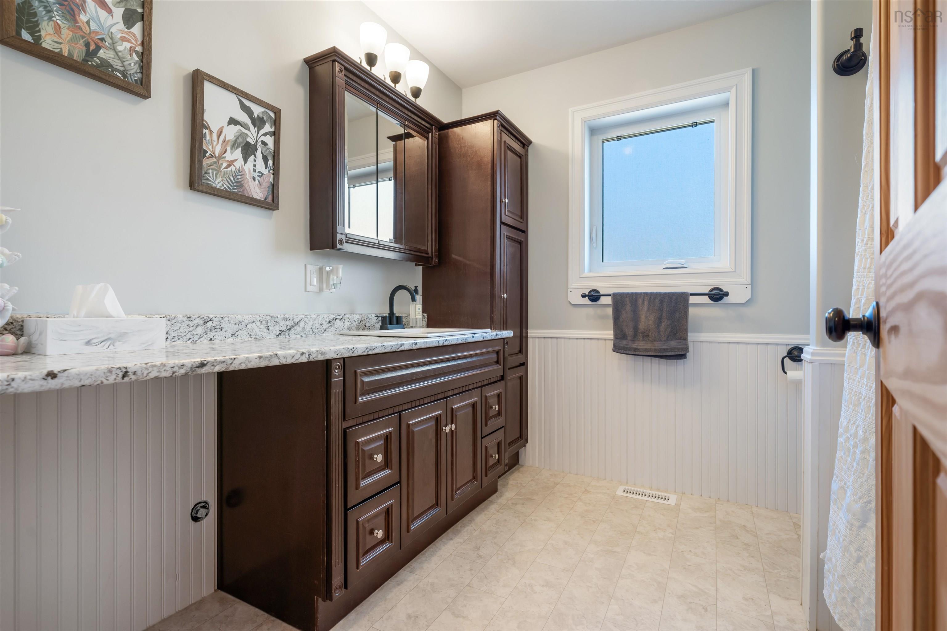 $835,000.00: 4288 Gairloch rd Road, Union Centre