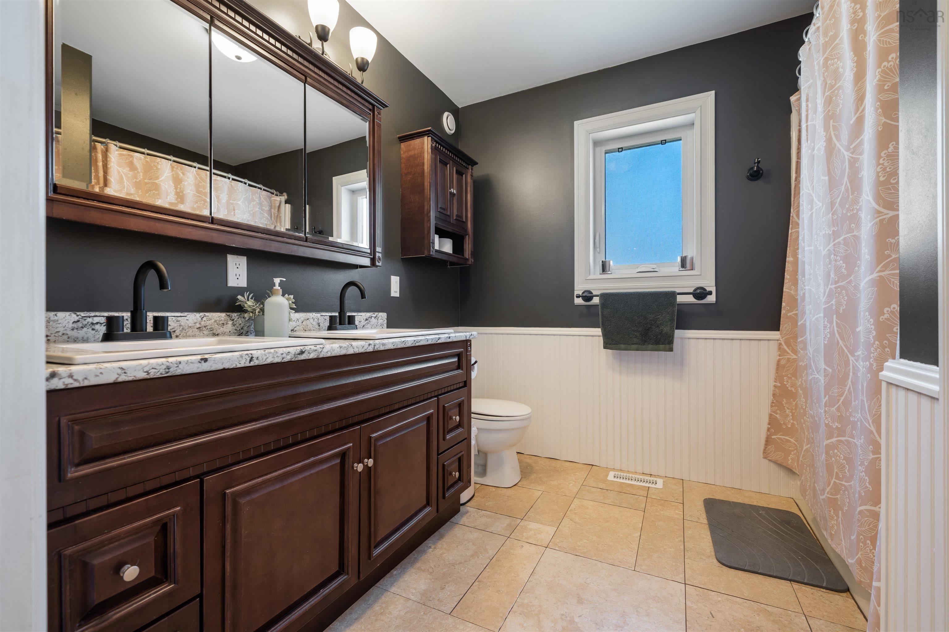 $835,000.00: 4288 Gairloch rd Road, Union Centre