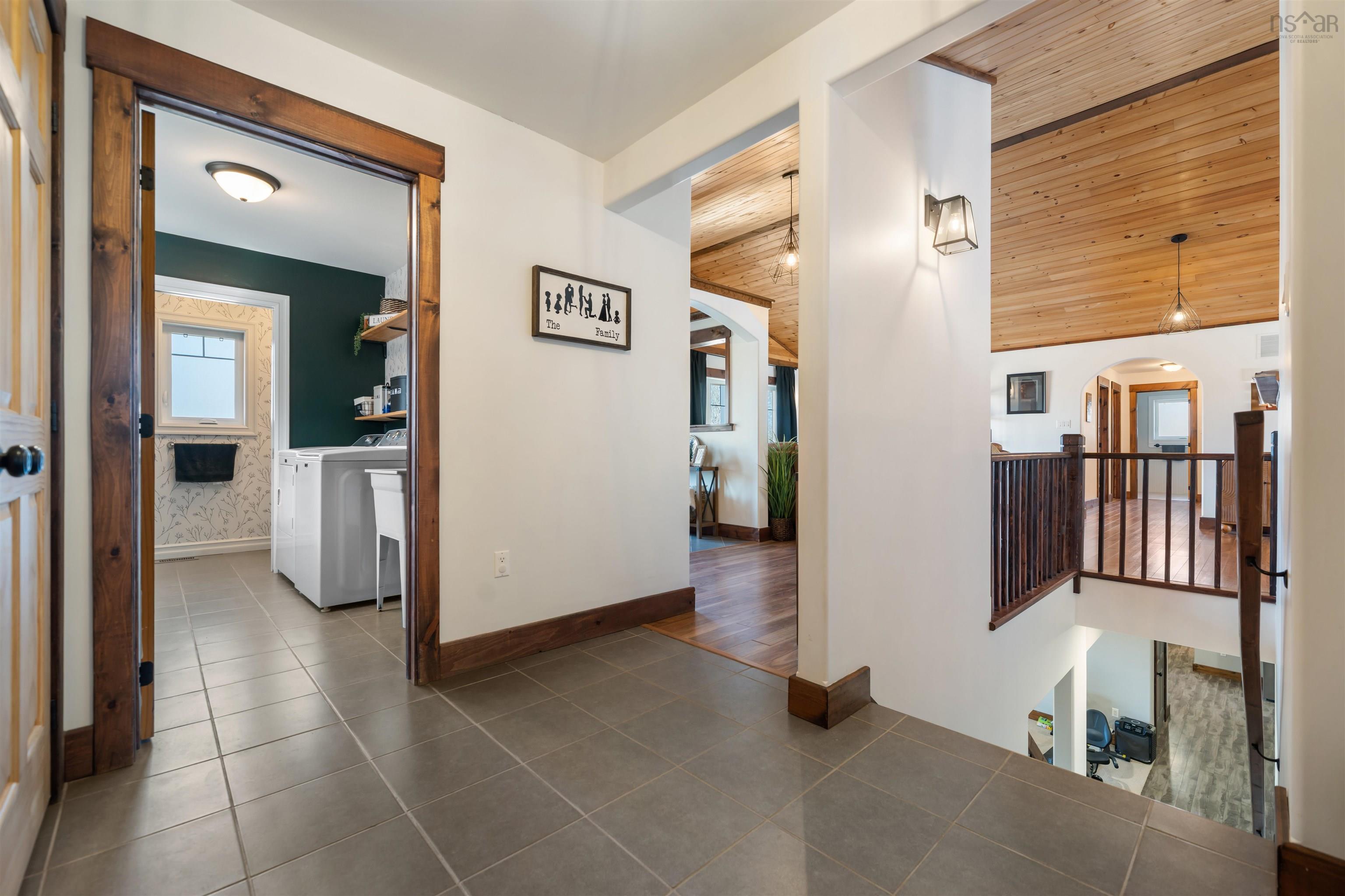 $835,000.00: 4288 Gairloch rd Road, Union Centre