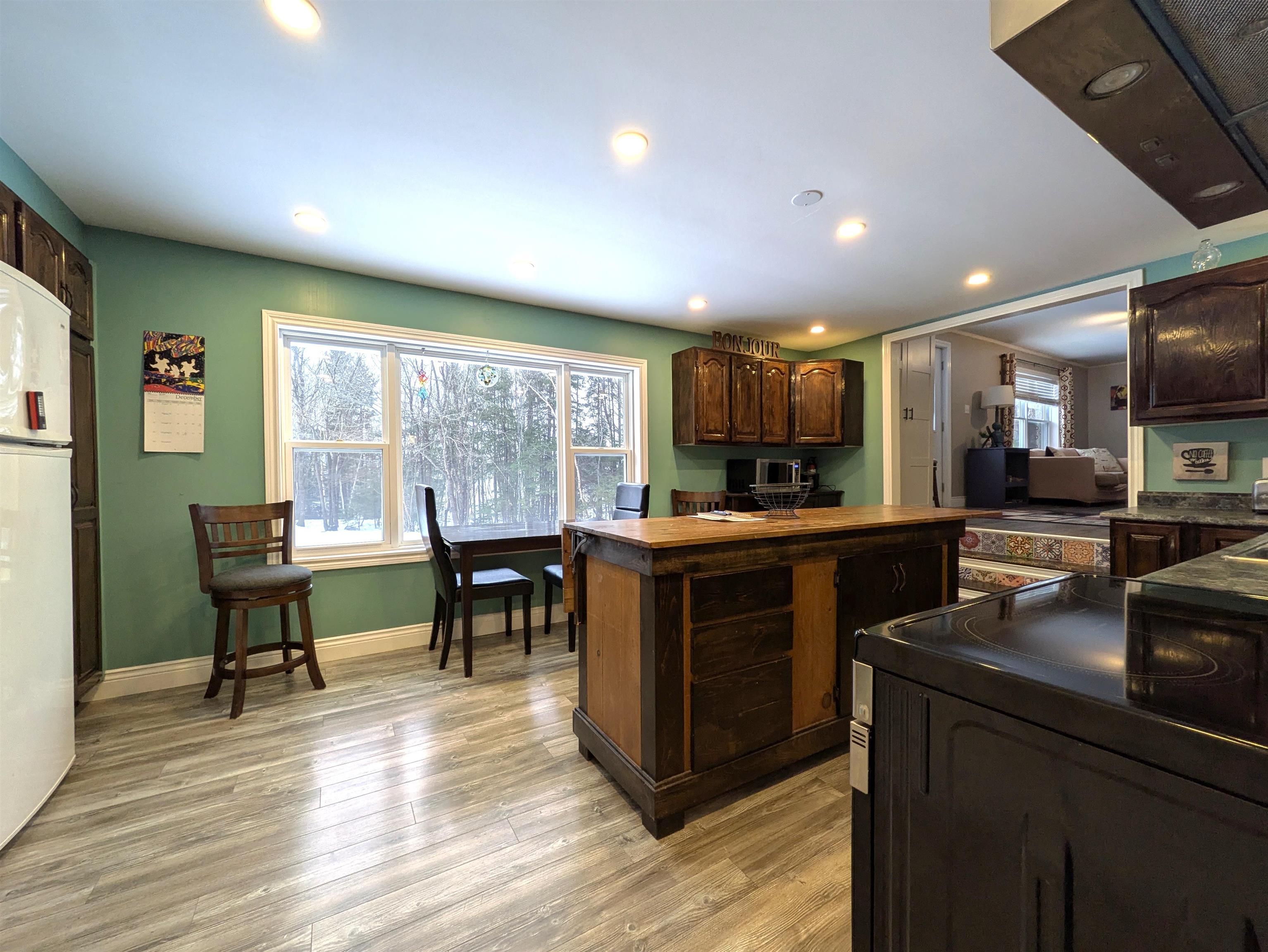 $319,000.00: 11813 Highway 217, Seabrook