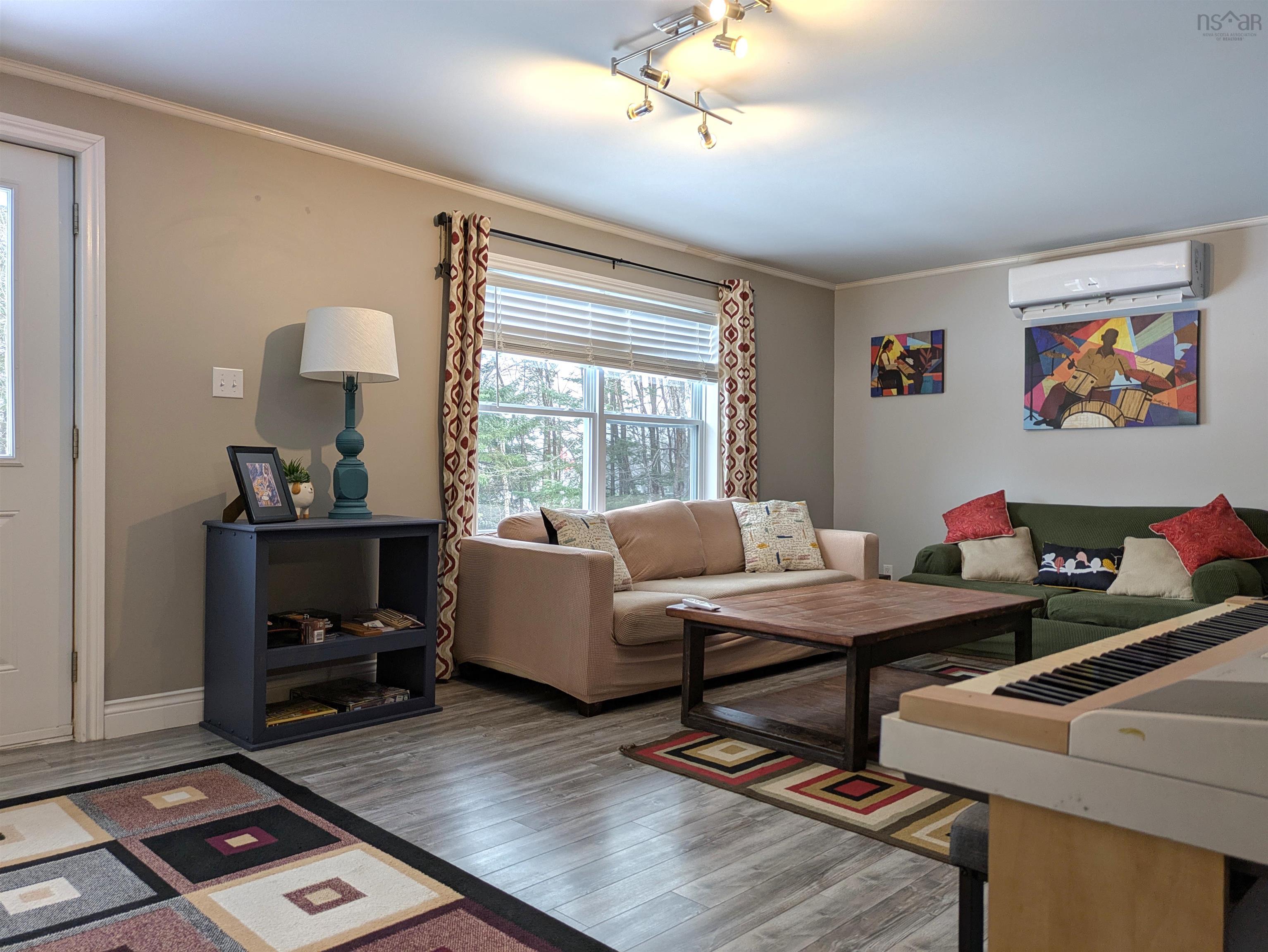 $319,000.00: 11813 Highway 217, Seabrook