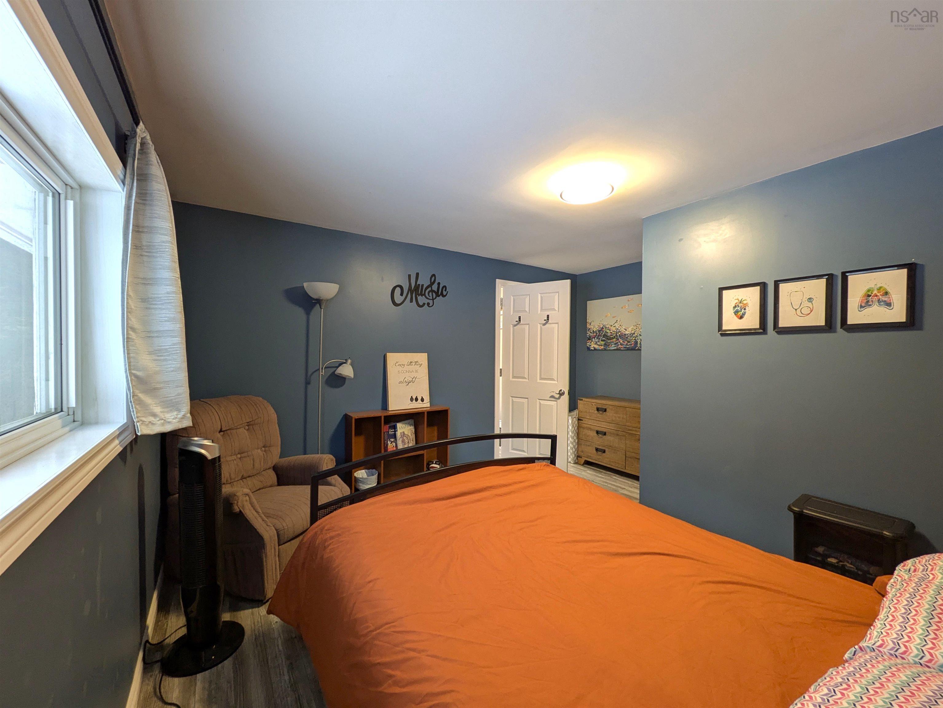 $319,000.00: 11813 Highway 217, Seabrook