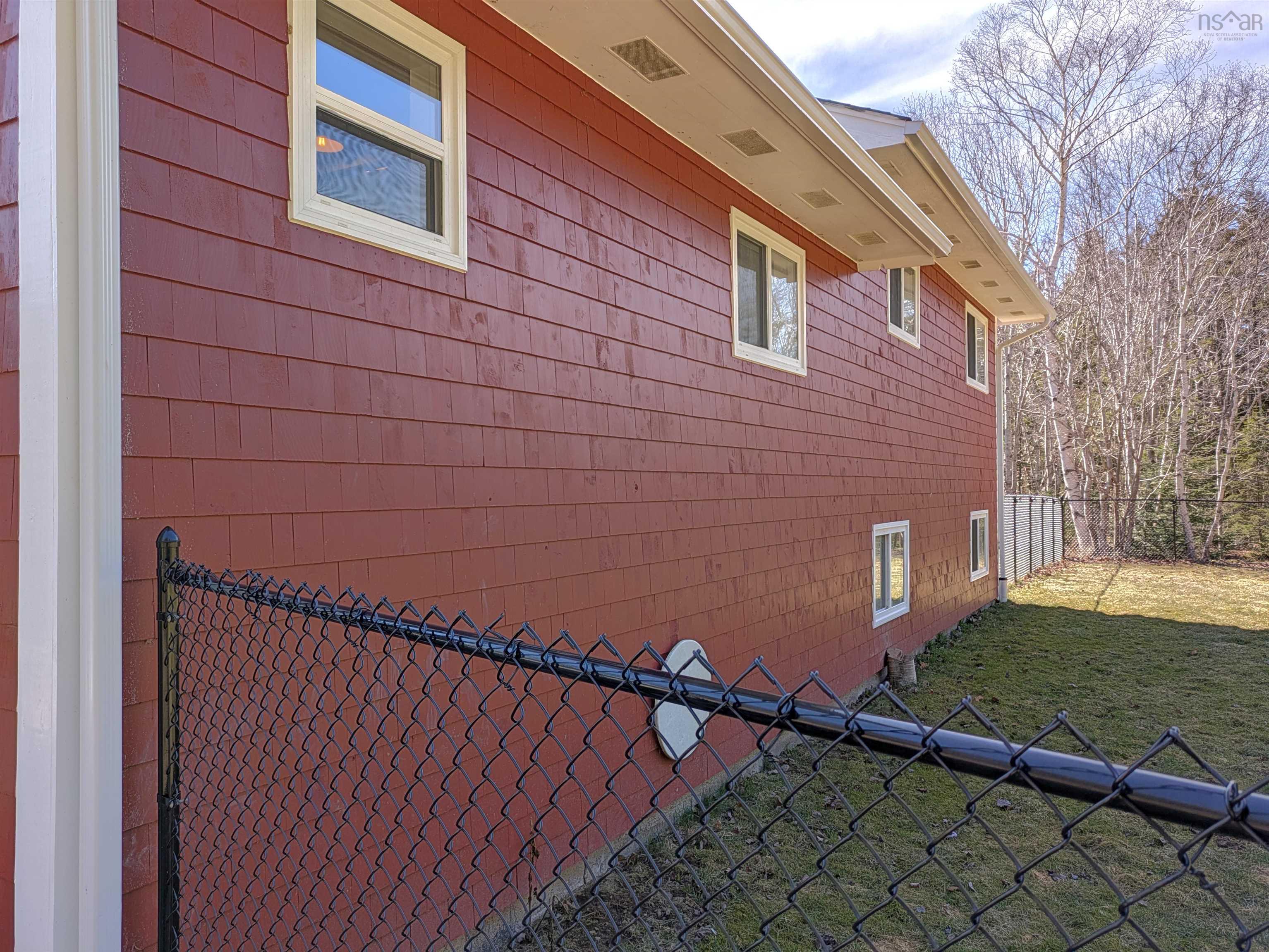 $319,000.00: 11813 Highway 217, Seabrook