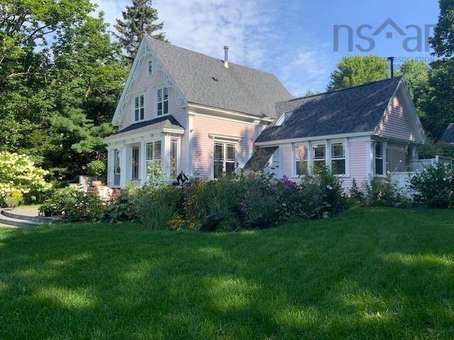 $899,000.00: 20 Wilkies Cove Road, Middle Lahave