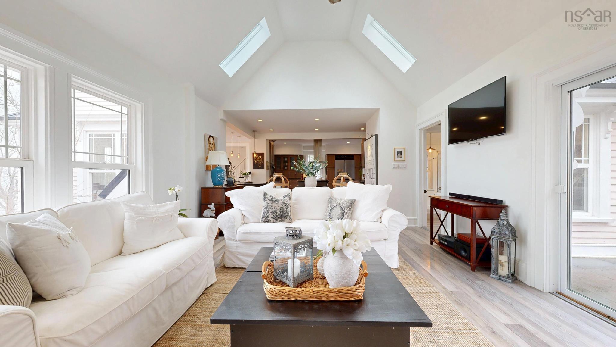 $899,000.00: 20 Wilkies Cove Road, Middle Lahave