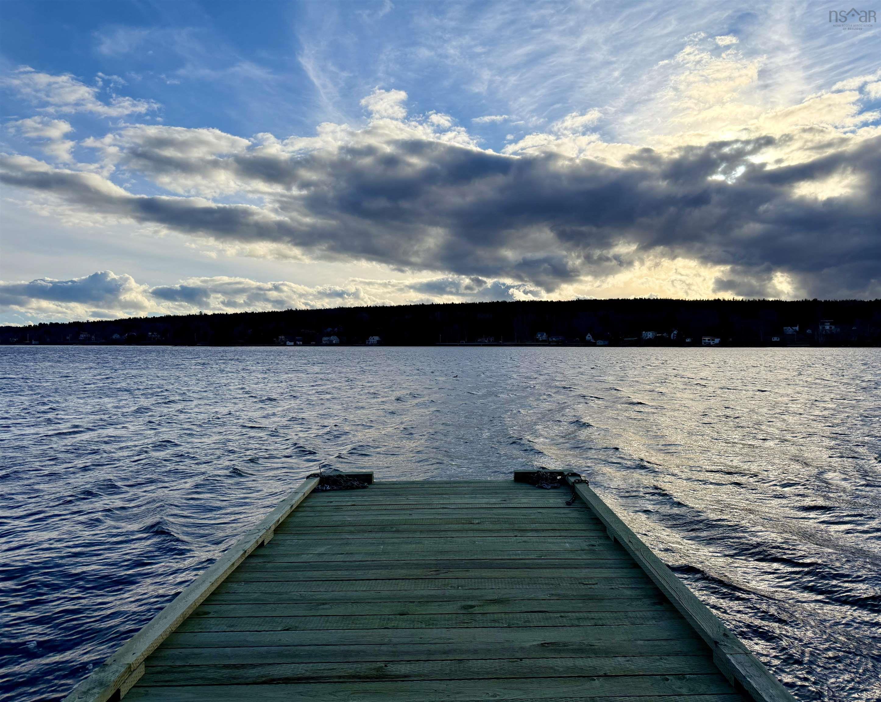 $899,000.00: 20 Wilkies Cove Road, Middle Lahave