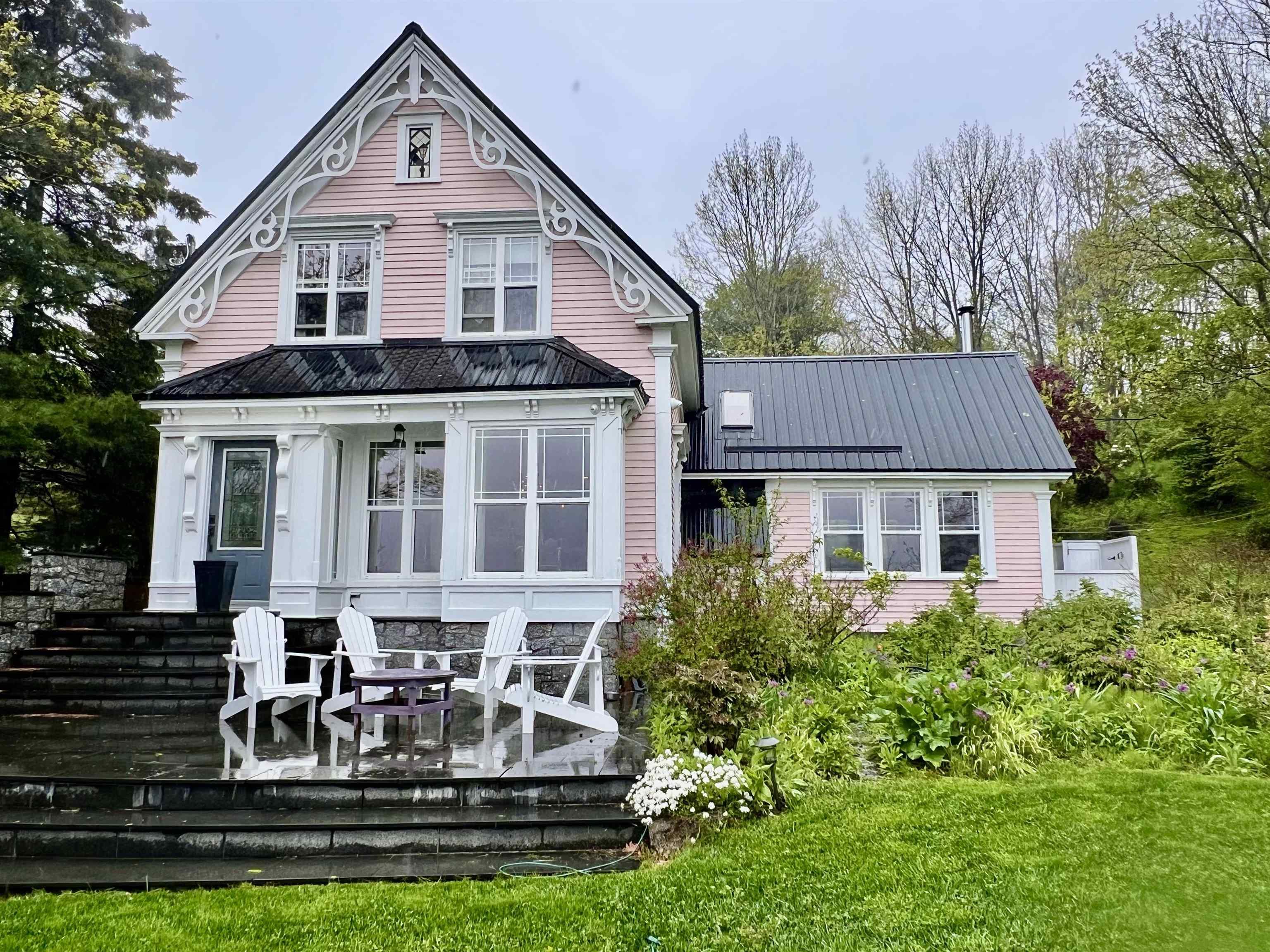 $899,000.00: 20 Wilkies Cove Road, Middle Lahave