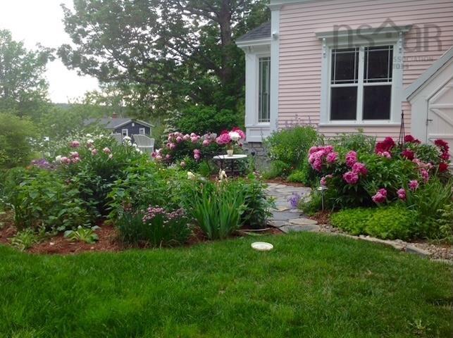 $899,000.00: 20 Wilkies Cove Road, Middle Lahave