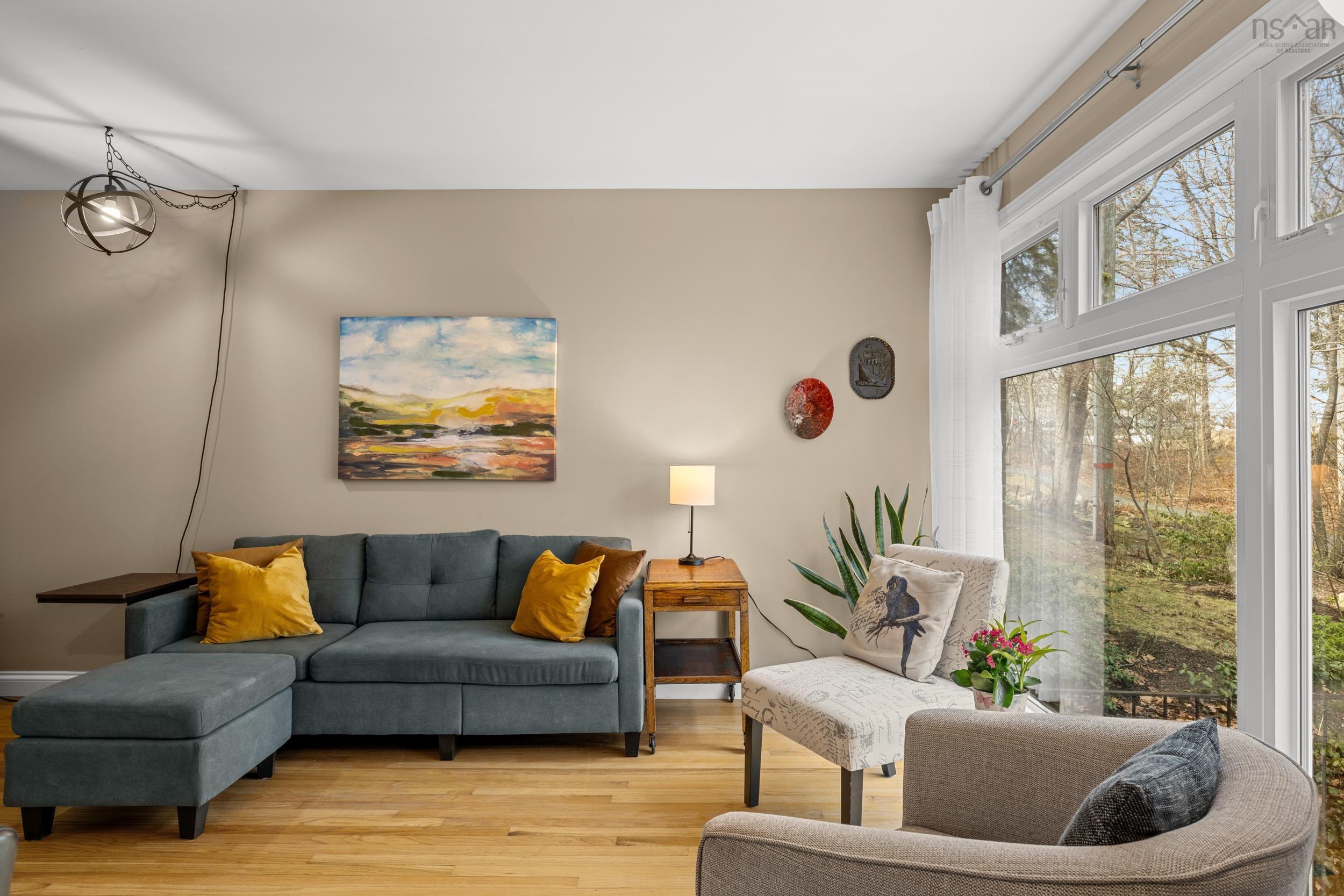 $485,000.00: 32 Garden Court Terrace, Dartmouth