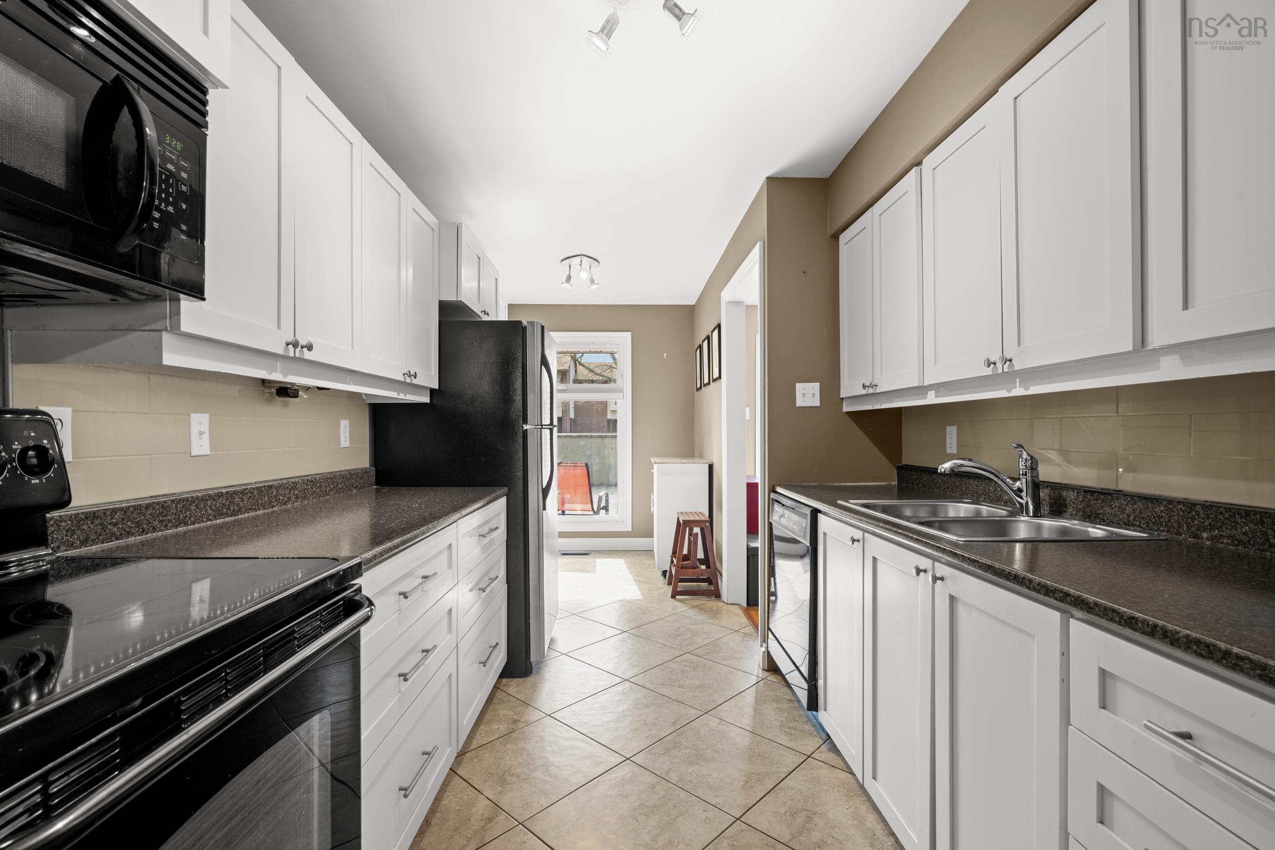 32 Garden Court Terrace, Dartmouth, NS (MLS 202605288)