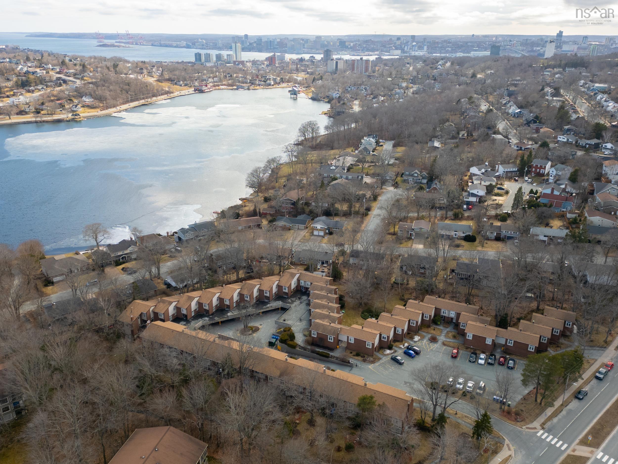 $485,000.00: 32 Garden Court Terrace, Dartmouth