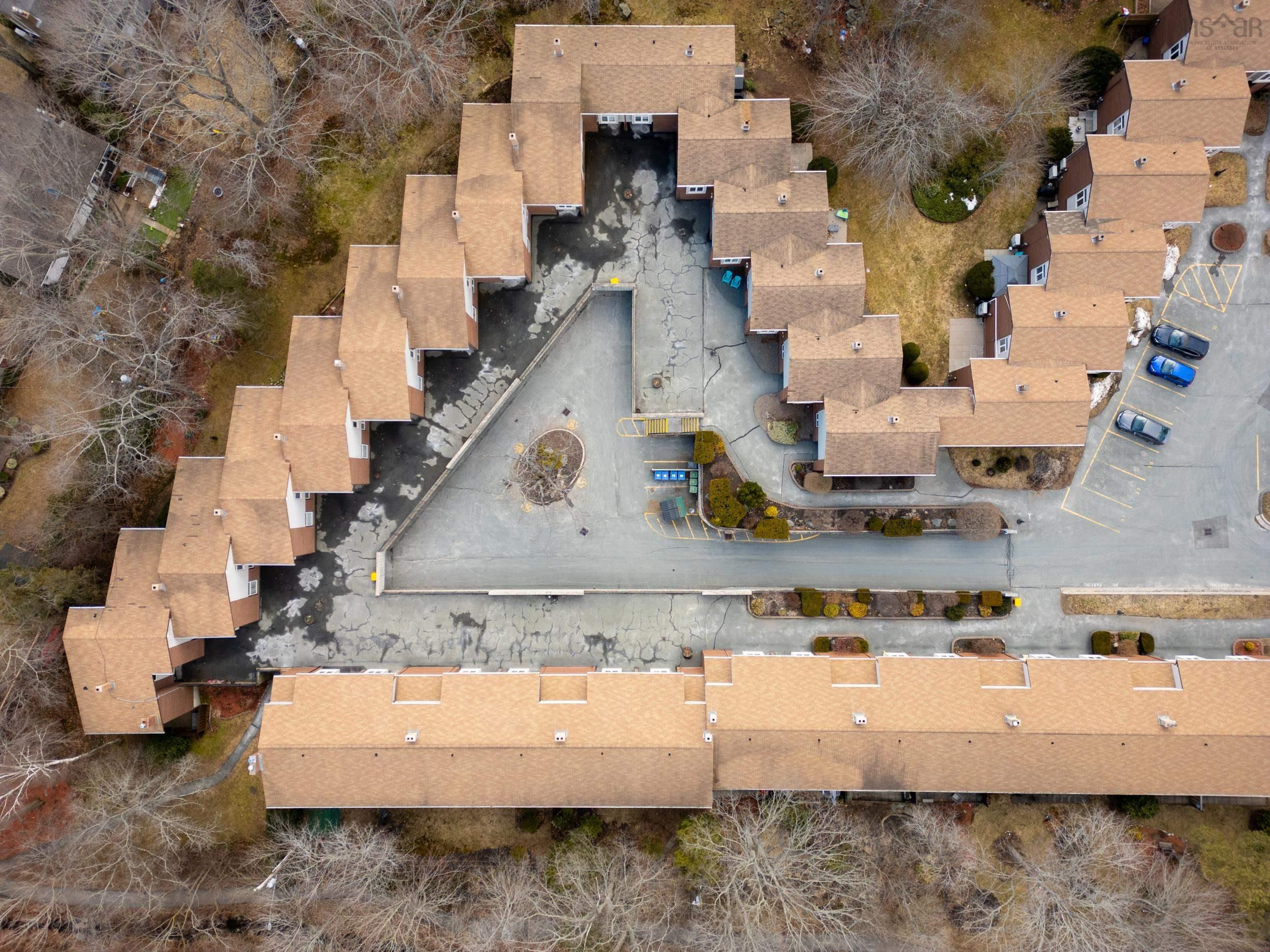 $485,000.00: 32 Garden Court Terrace, Dartmouth