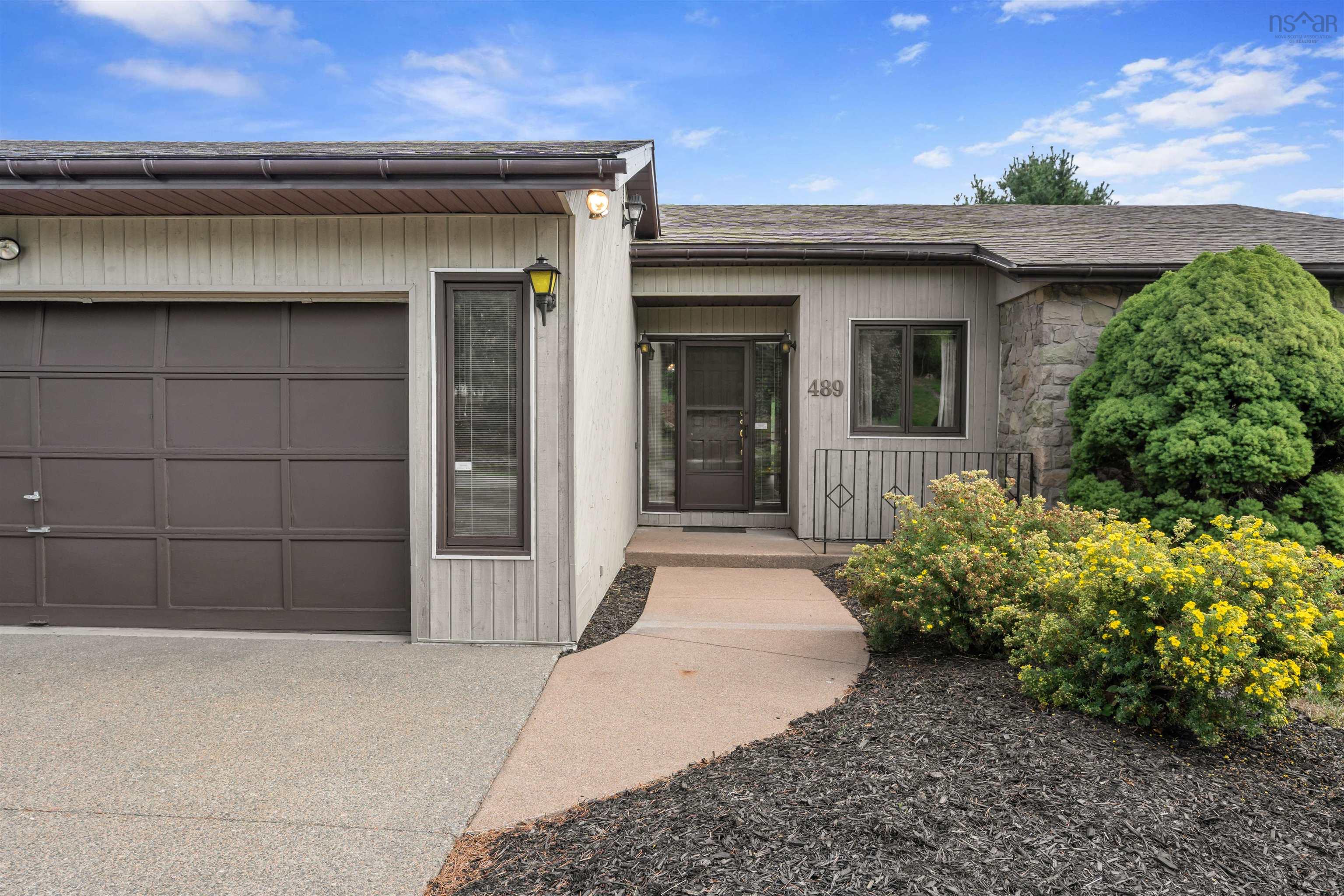 $775,000.00: 489 Terrace Street, New Glasgow