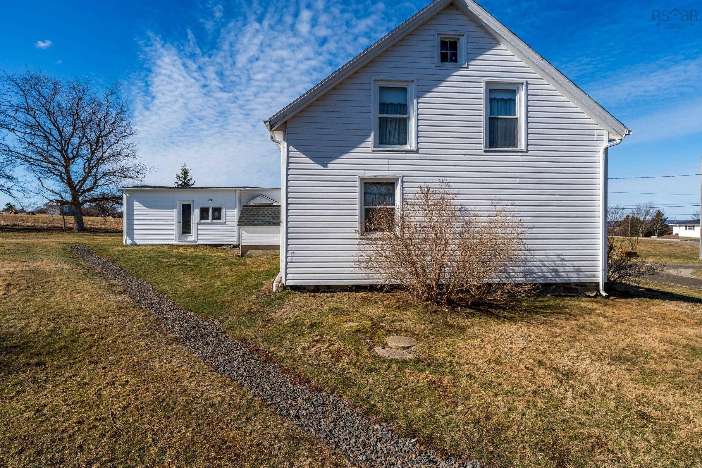 $289,000.00: 1900 Highway 1, Church Point