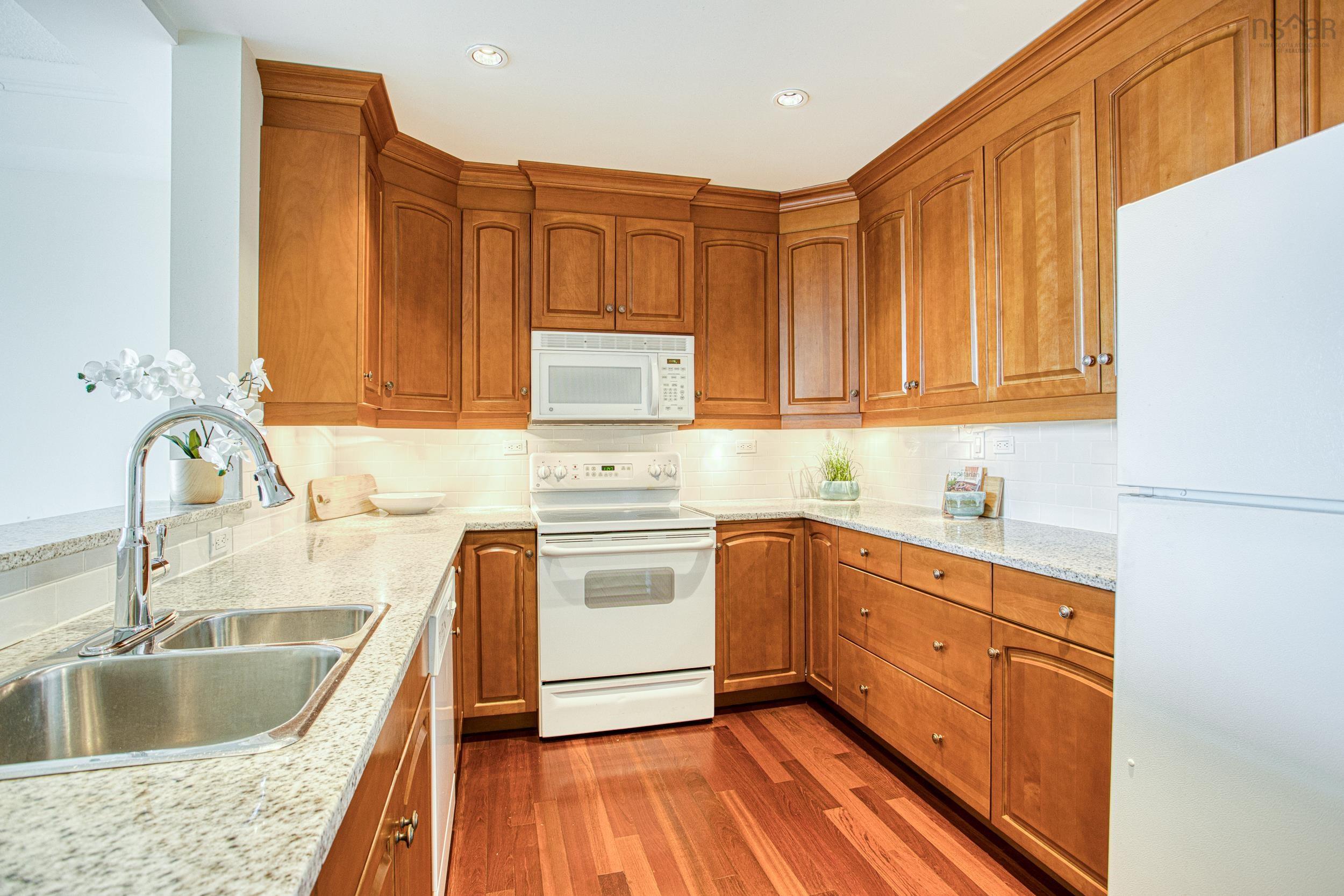 907 1550 Dresden Row, Halifax, NS (MLS 202605302)