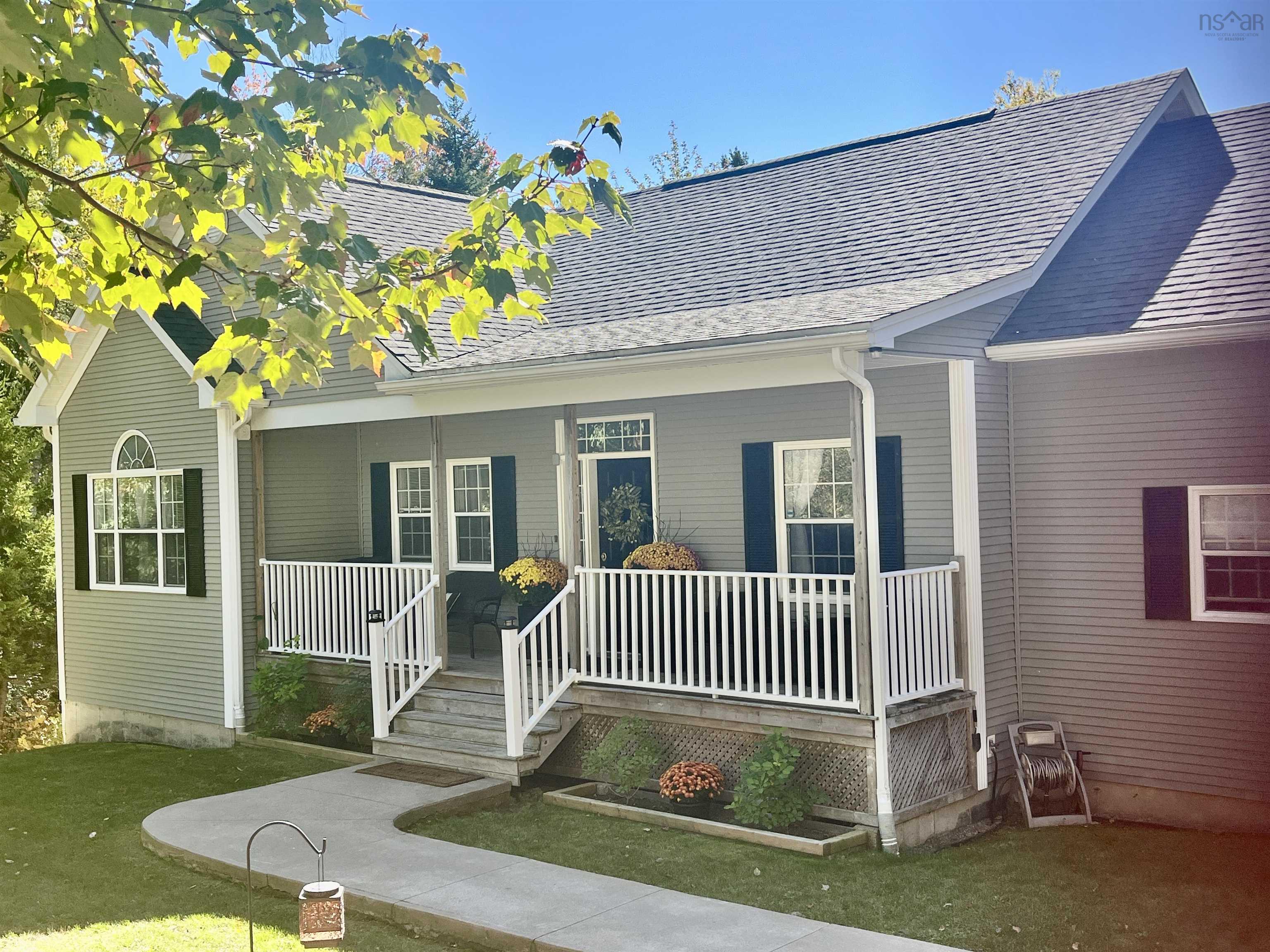 19 Hartland Drive, Grand Lake, NS (MLS 202605303)