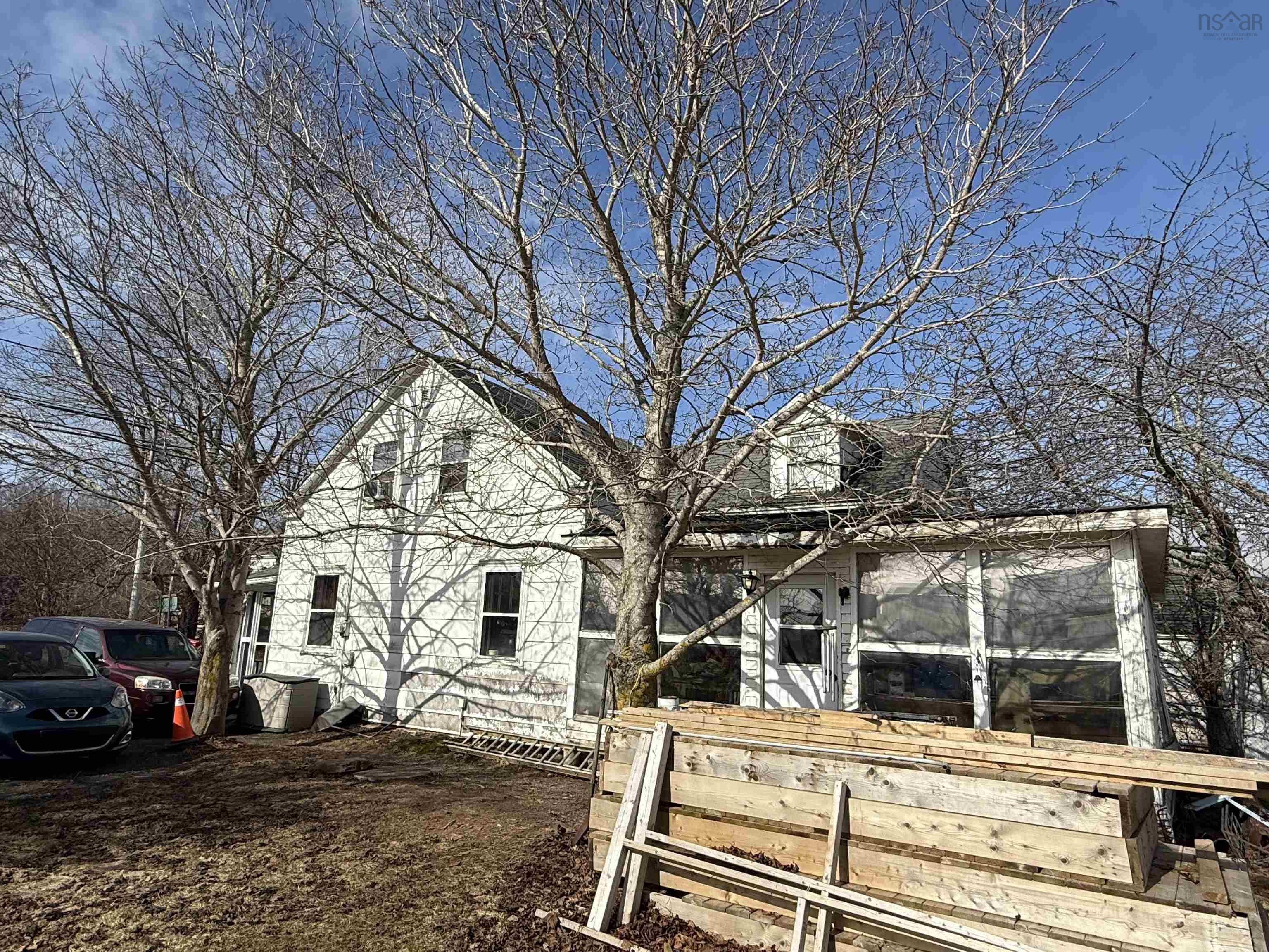 $439,900.00: 8781 & 8775 Highway 215, Maitland