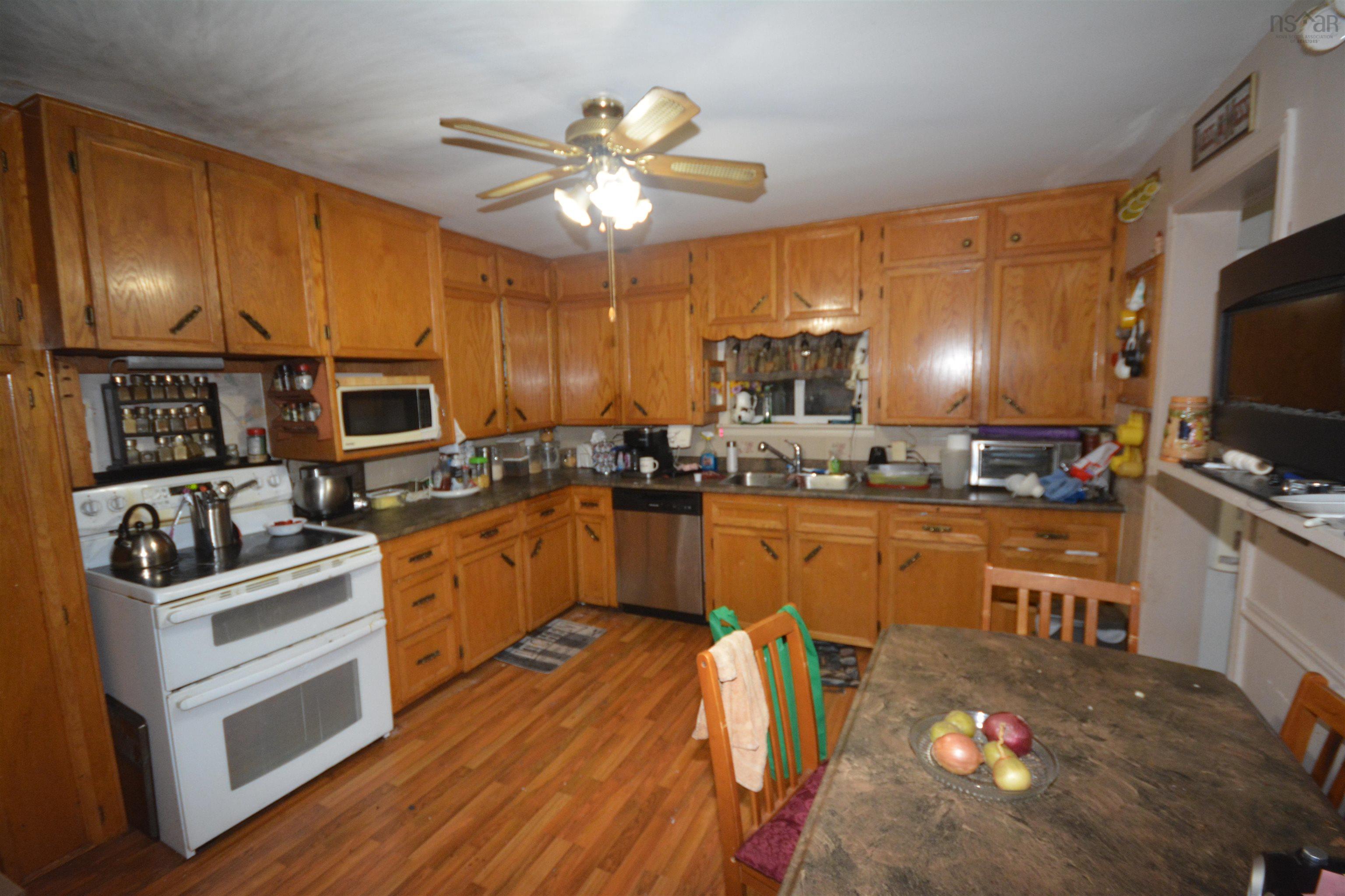 $524,900.00: 563 Herring Cove Road, Halifax