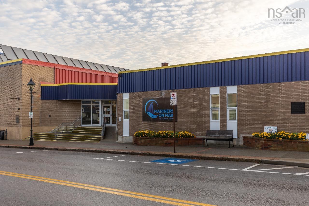 $489,900.00: 275 Main Street, Yarmouth