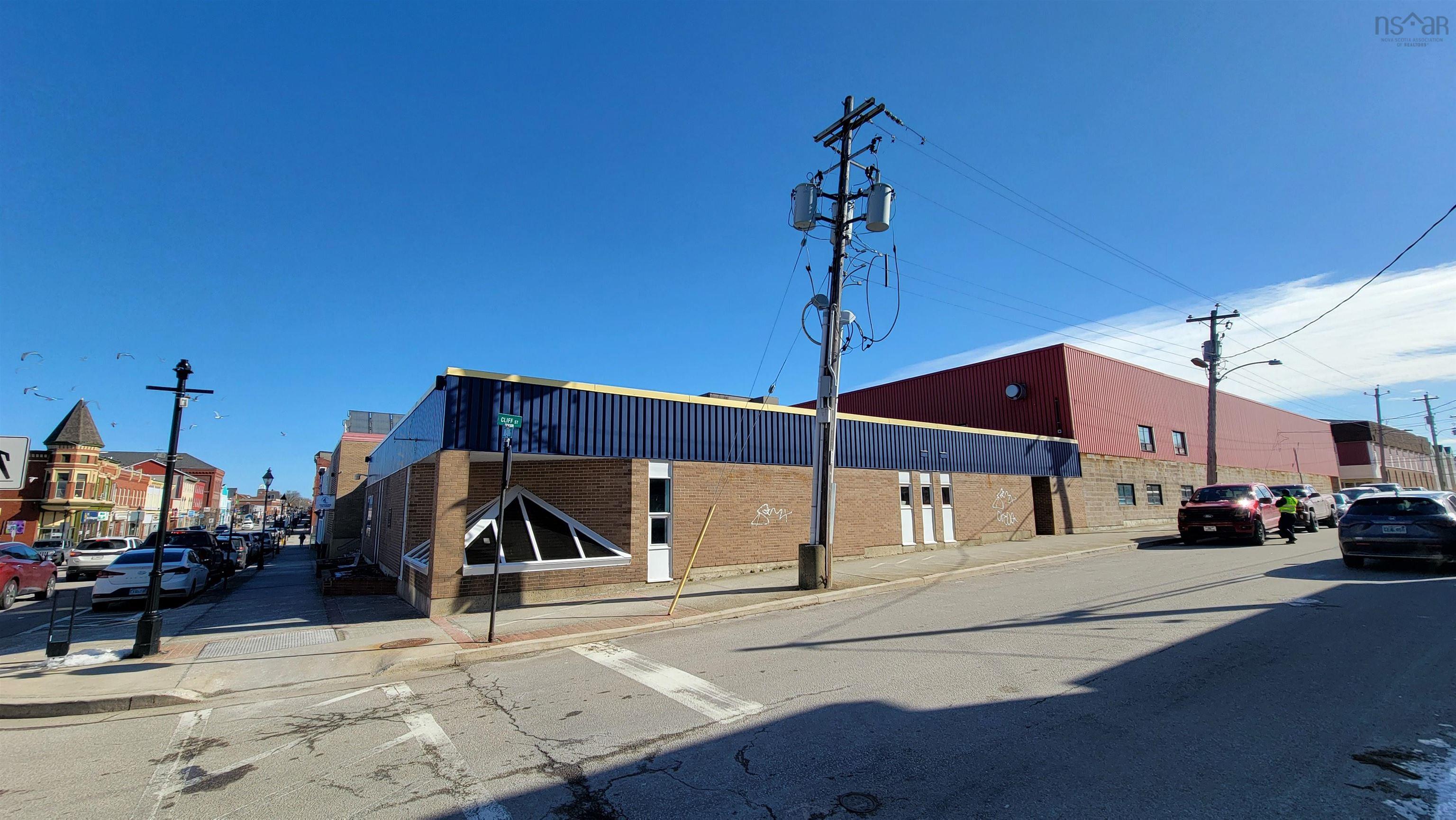 $489,900.00: 275 Main Street, Yarmouth