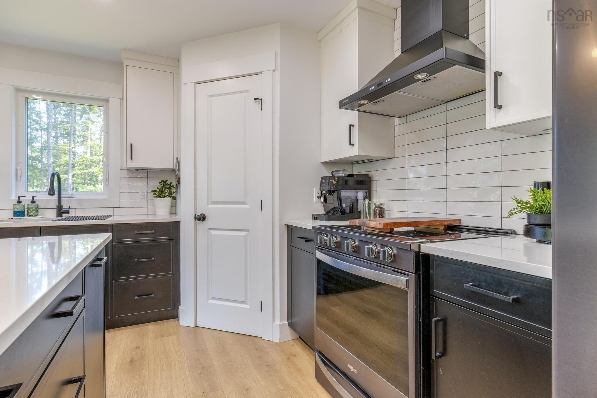 $799,000.00: 4838 Highway 2, Wellington