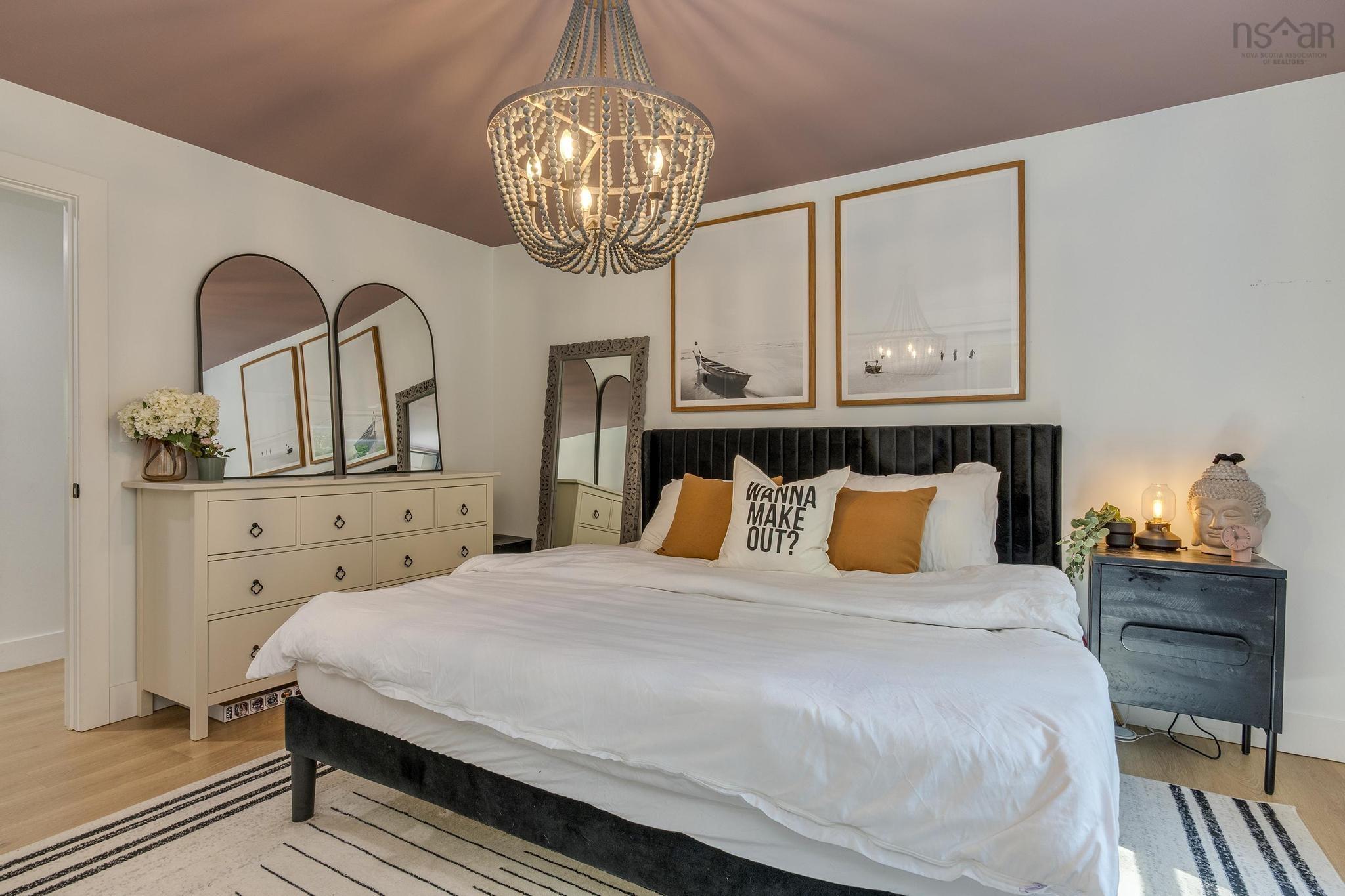 $799,000.00: 4838 Highway 2, Wellington