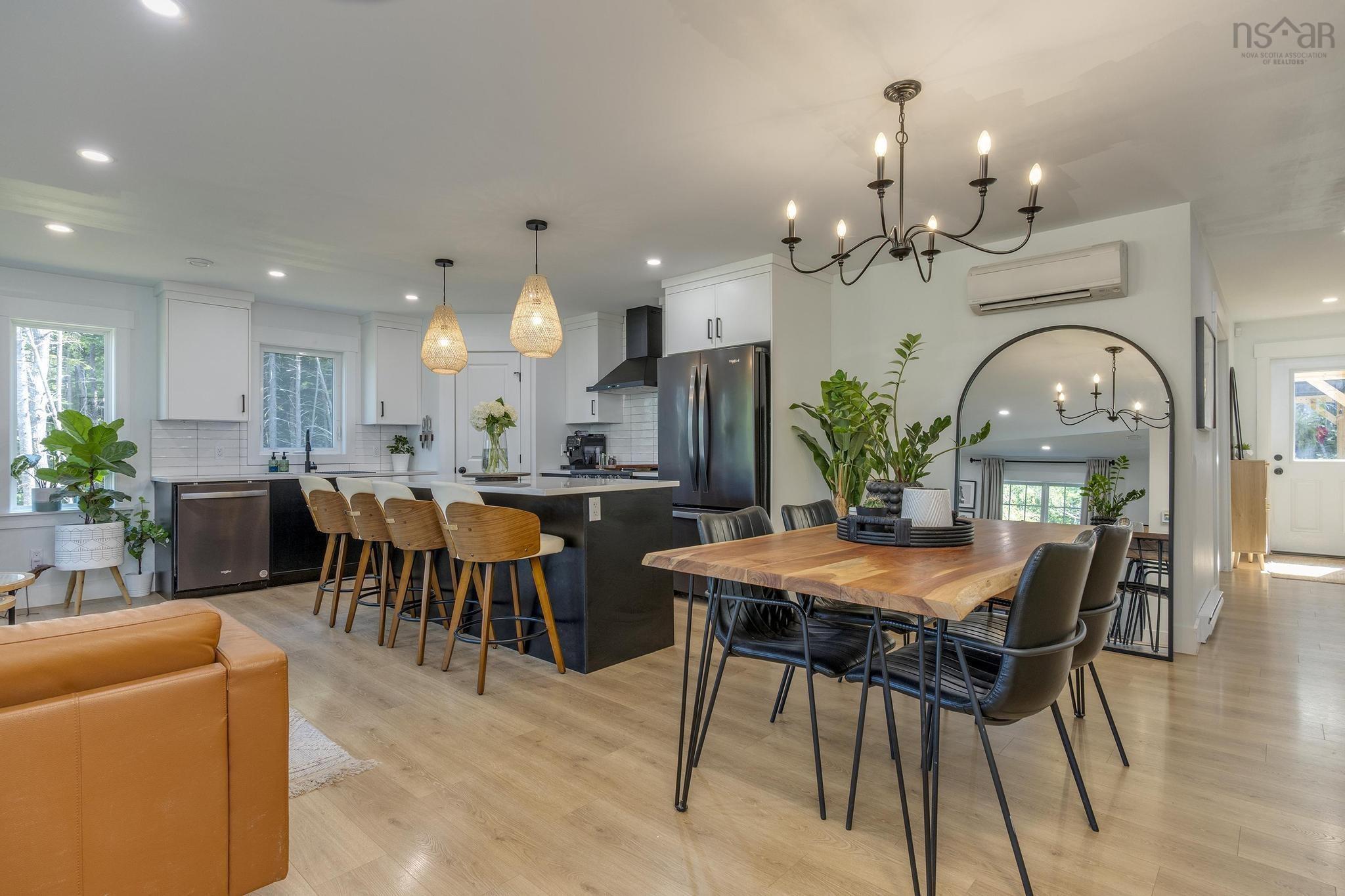 $799,000.00: 4838 Highway 2, Wellington